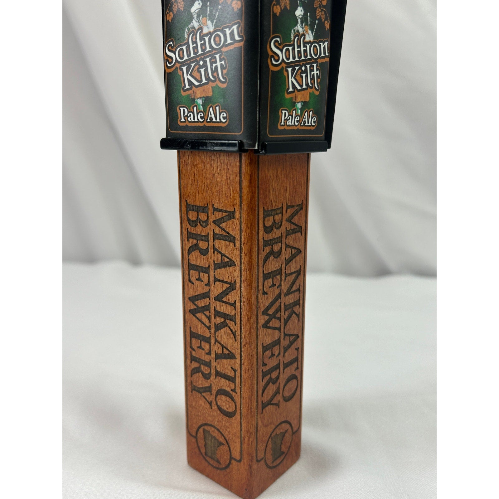 Mankato Brewery Saffron Kilt Pale Ale Beer Tap Handle Minnesota 2010 Wood