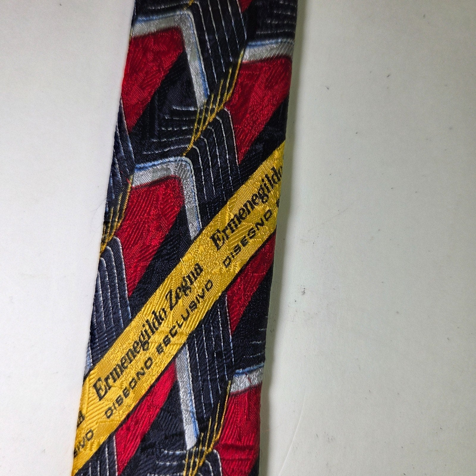 Ermenegildo Zegna Silk Tie Geometric Red Navy Gold Made in Italy 58"