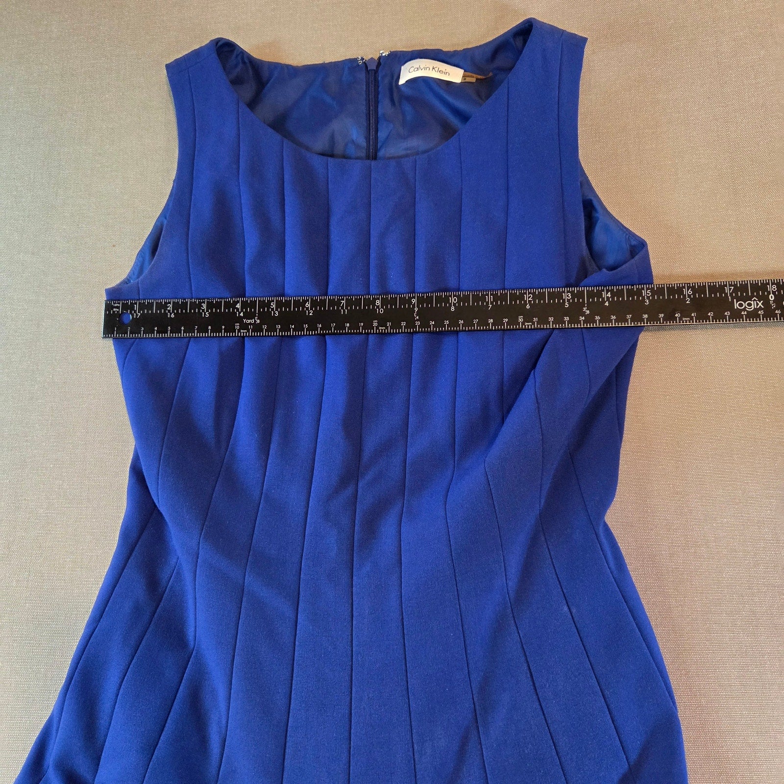 Calvin Klein Blue Fit & Flare Dress Women’s Size 2 Sleeveless Lined Cocktail