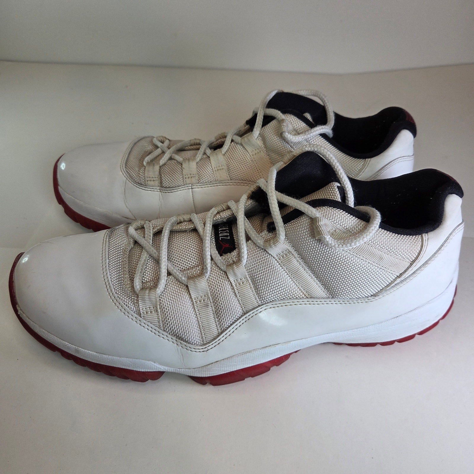 Nike Air Jordan 11 Retro Low Cherry 2012 White Red Size 13 528895-101