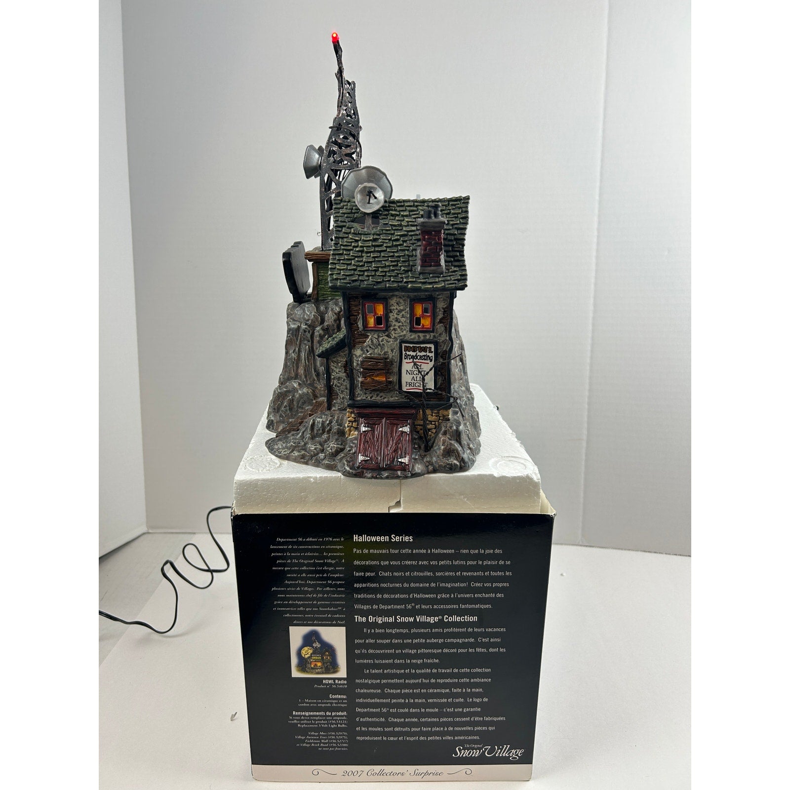 Department 56 HOWL Broadcasting Snow Village Halloween Lighted Radio House