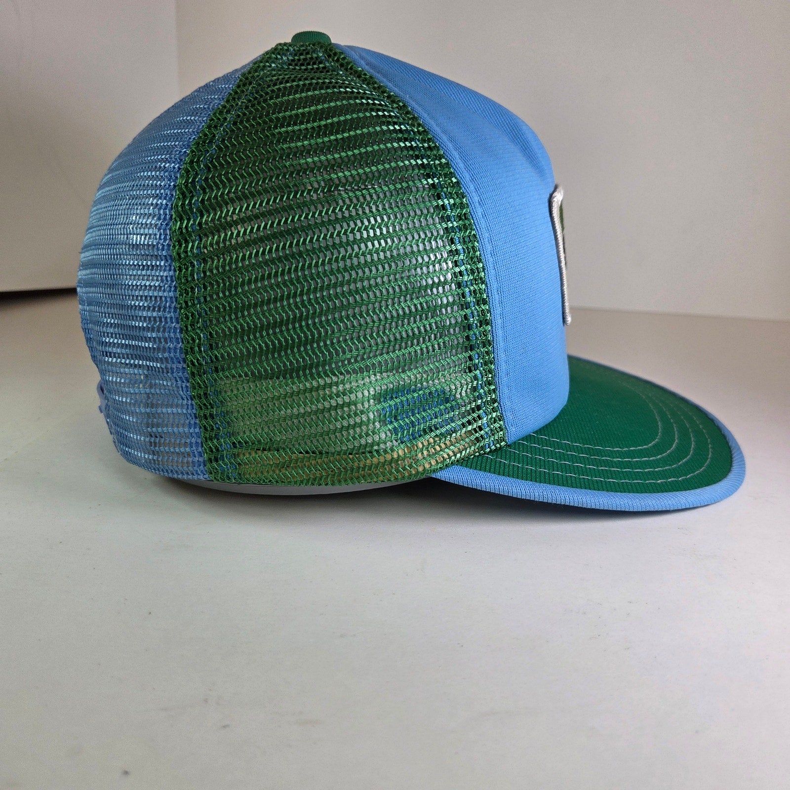 Vintage 1980s Shakespeare Fishing Trucker Hat Snapback USA