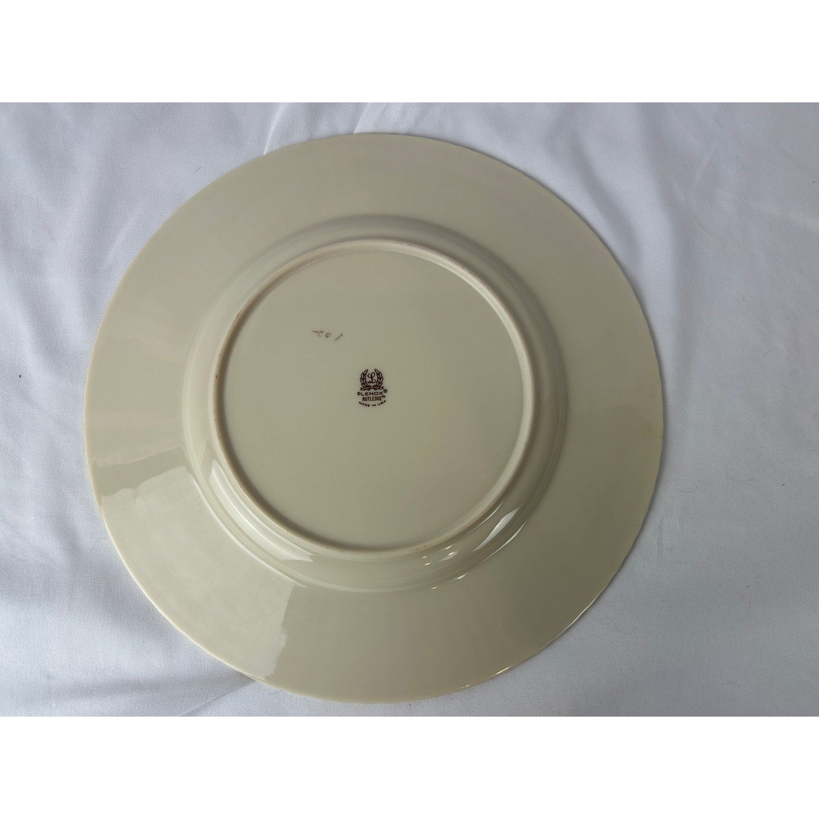 Lenox Rutledge Dinner Plate 10.5 Inch Floral Ivory Gold Trim Made in USA