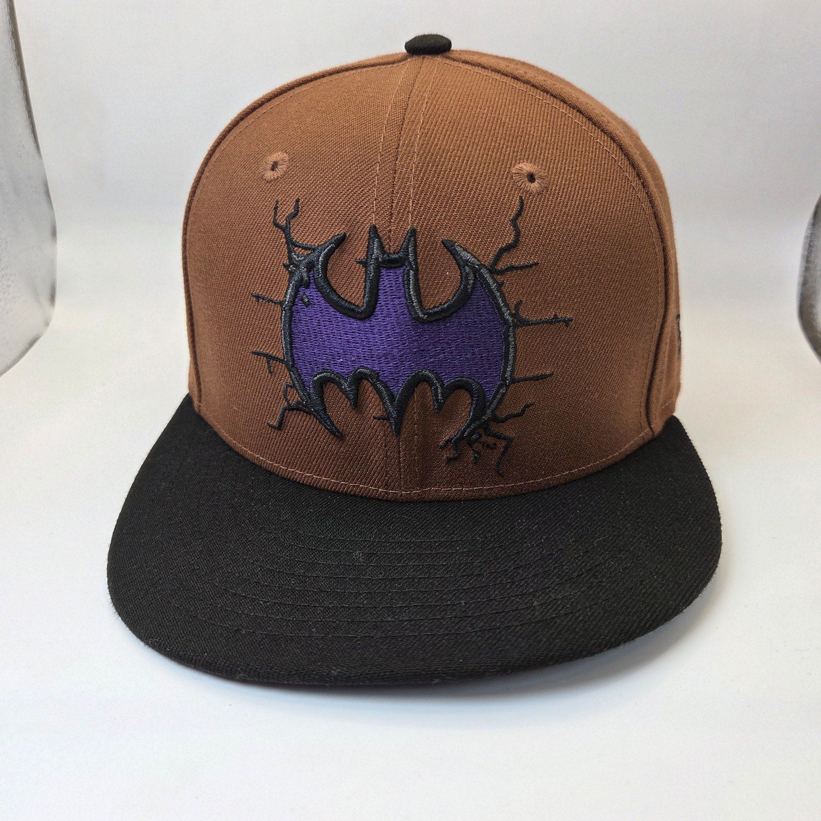New Era Batman Arkham Asylum 9FIFTY Snapback Hat OSFM DC Comics