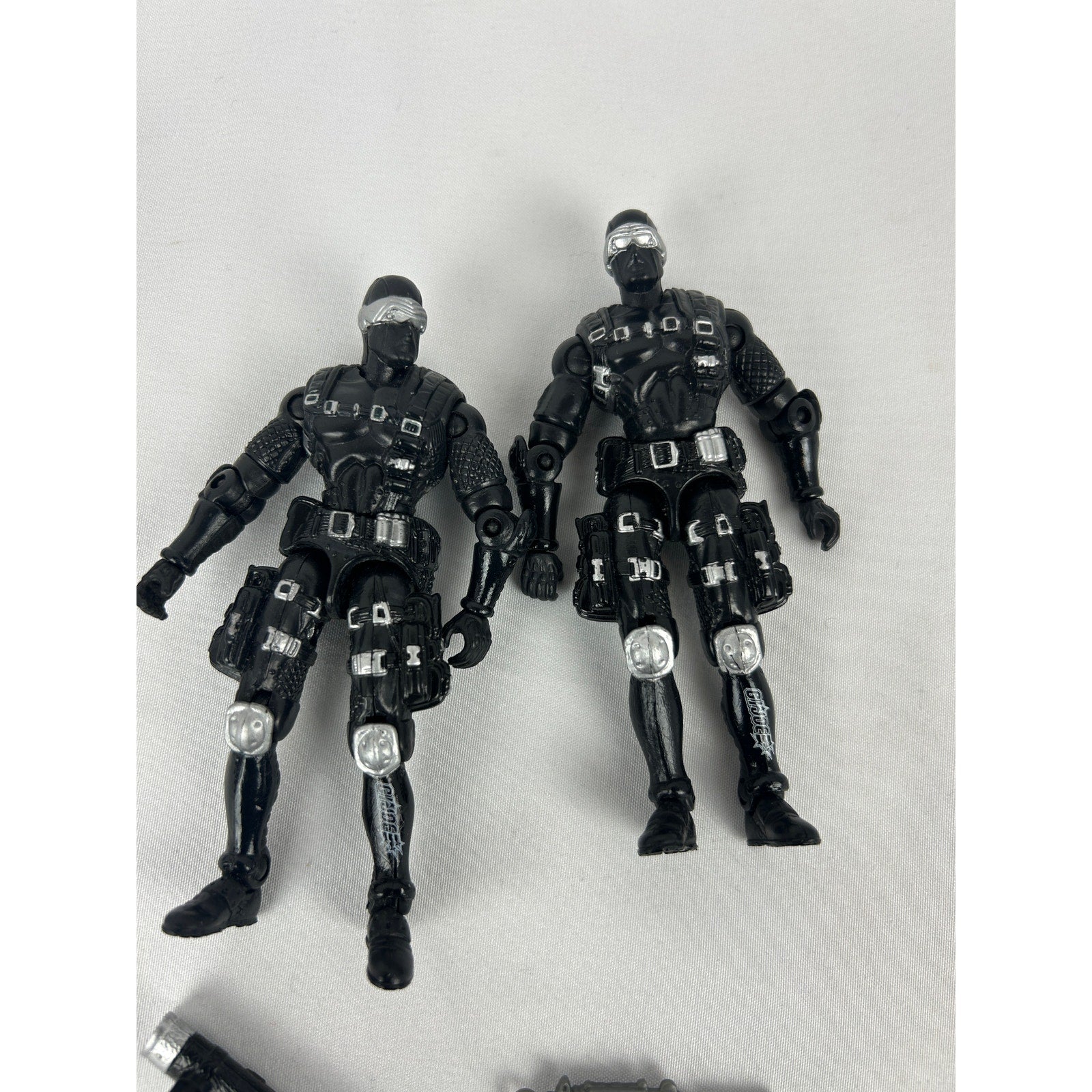 GI Joe Snake Eyes v14 Lot Four Loose Figures With Sword Sheath and Two Rifles