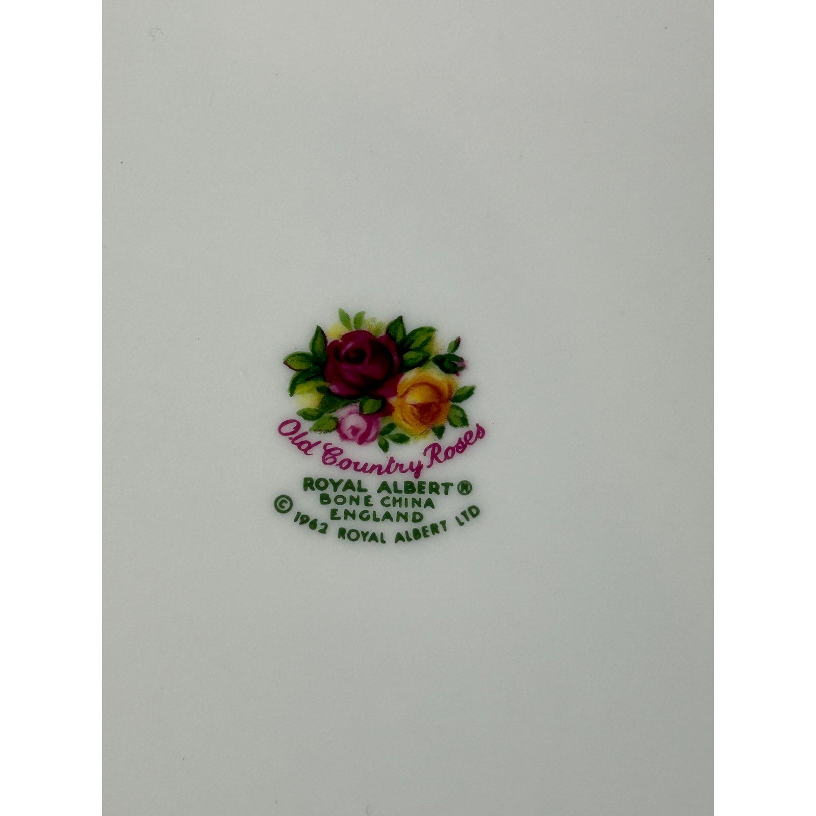 Royal Albert Old Country Roses Bone China Dinner Plate 10.5 Inch England