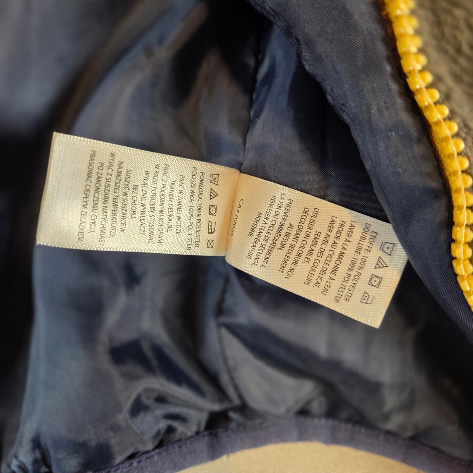Tommy Bahama Girls XXL (16) Fleece Jacket – Green Blue Yellow, Full Zip