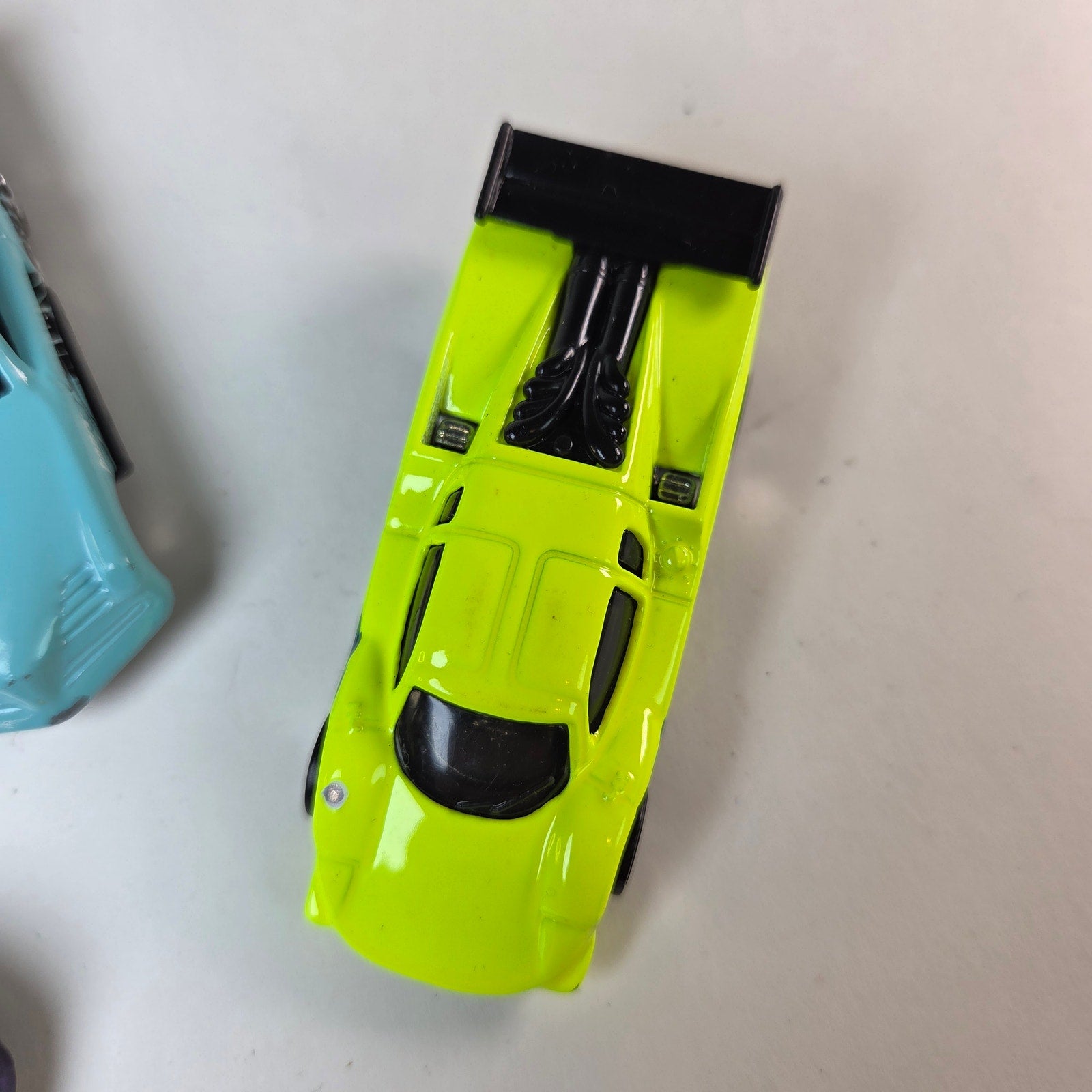 Hot Wheels Vintage 1990s Diecast Car Lot of 3 Turbulence GT Racer Mosquito