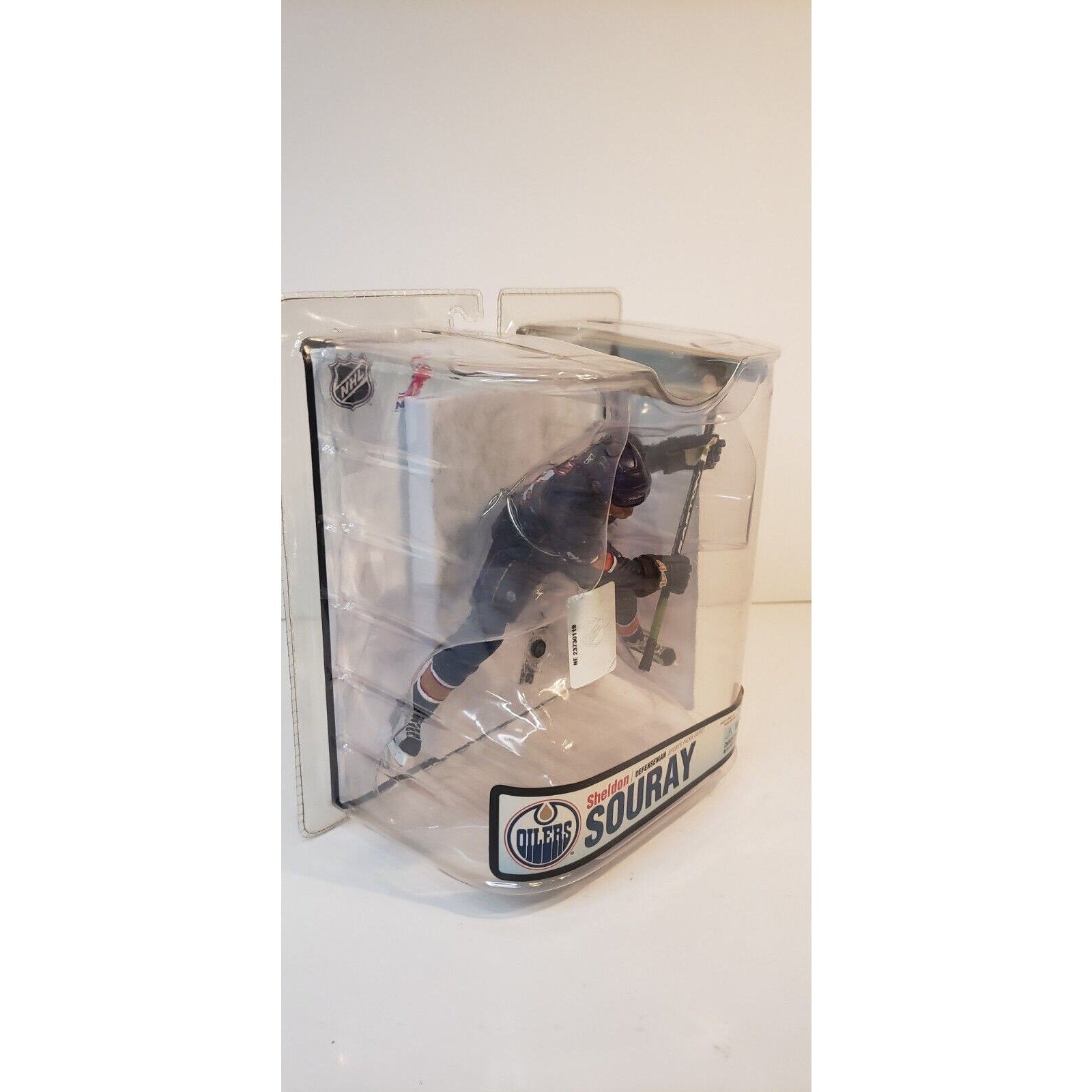 Sheldon Souray McFarlane NHL Series 18 Edmonton Oilers Blue Jersey NEW