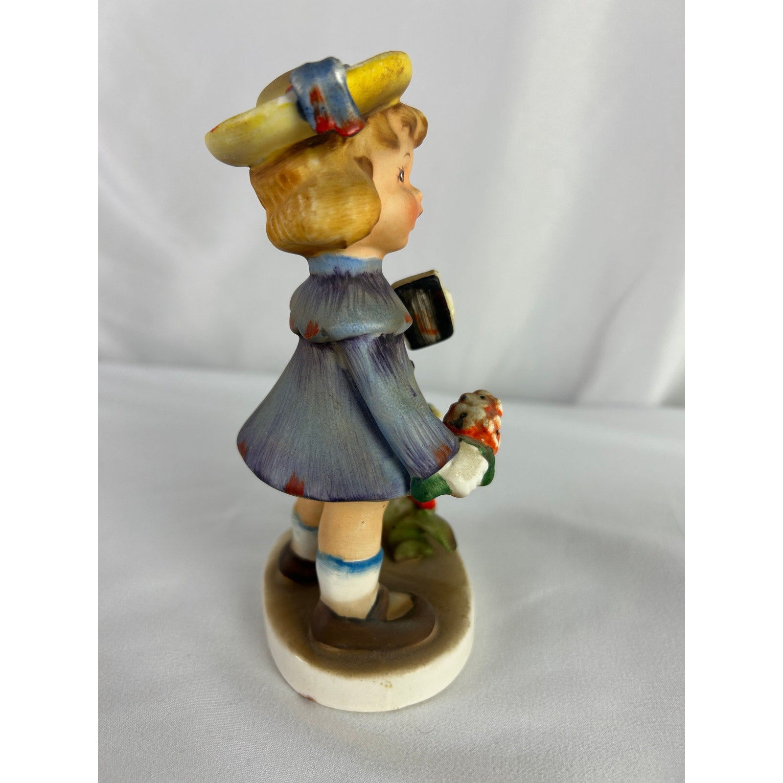 Mid Century Lefton Sunday Best Girl Figurine 1110 Bird Floral