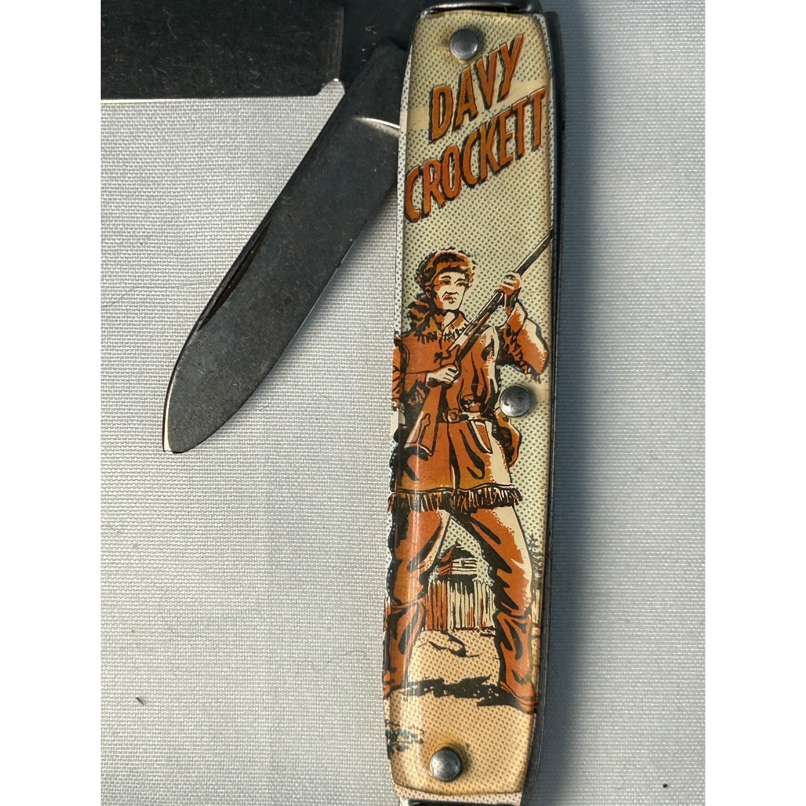 Vintage Davy Crockett USA Two Blade Pocket Knife Graphic Handles