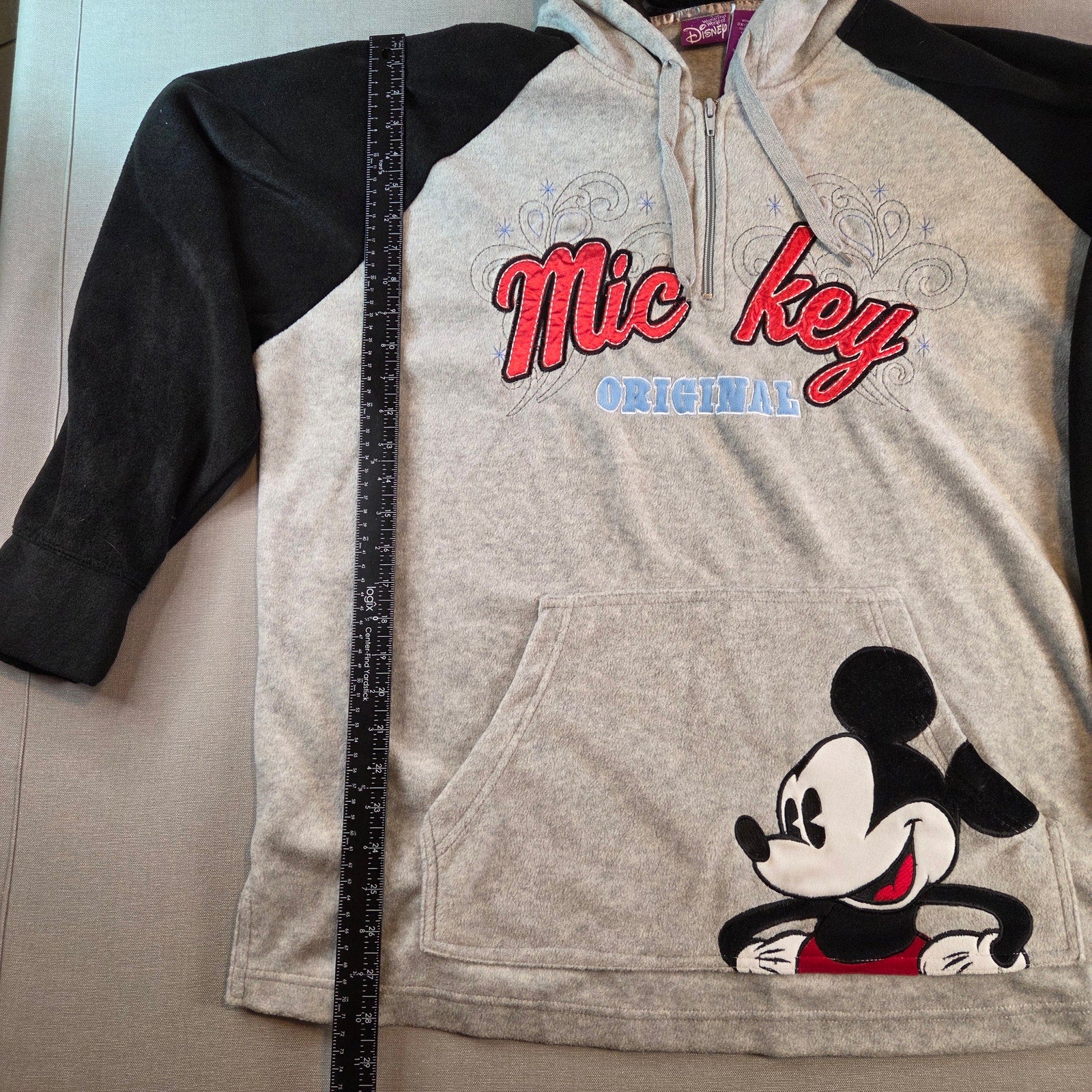 Disney Mickey Mouse Women’s 3X Pullover Hoodie Gray Black Red Graphic Sweatshirt
