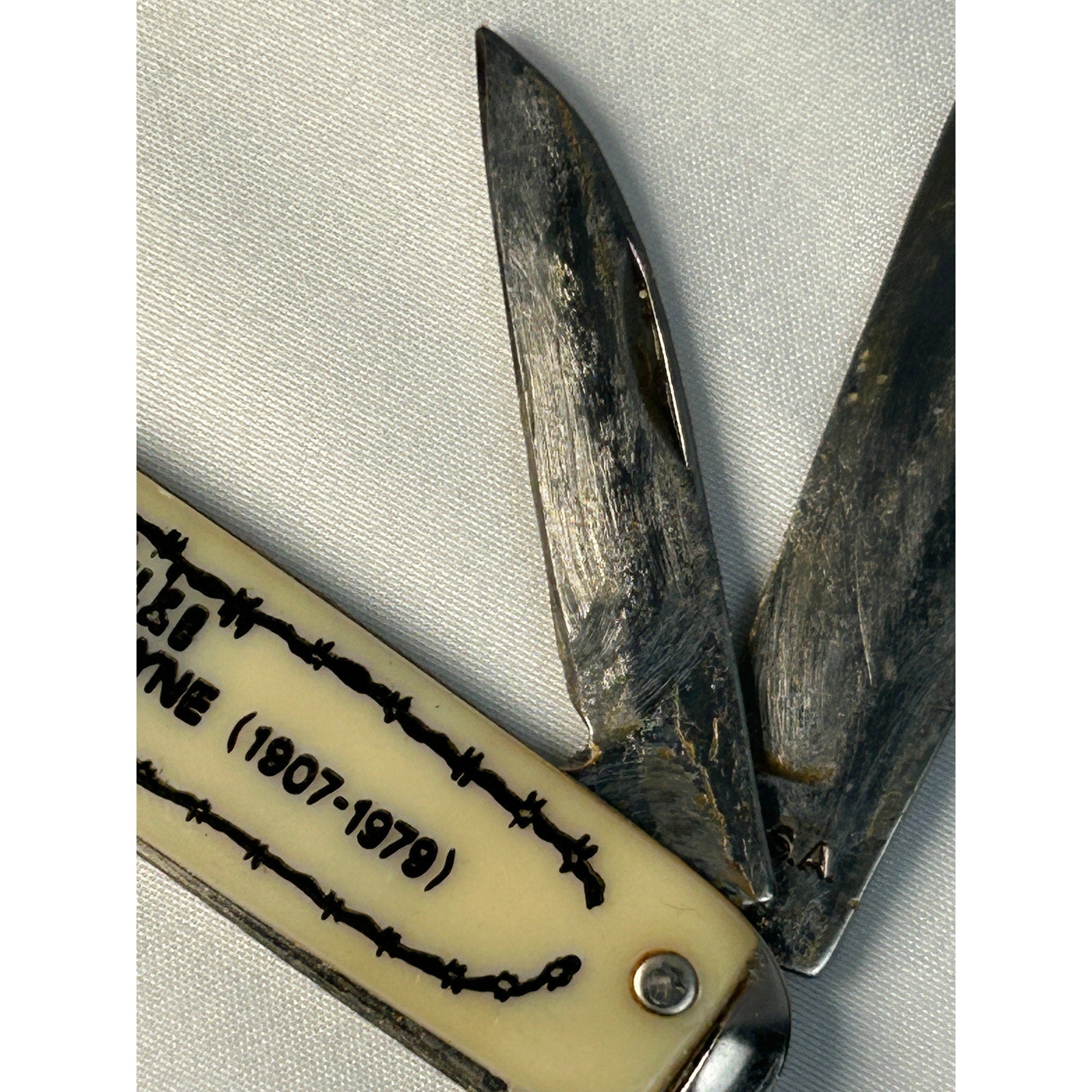 Vintage John Wayne Pho Duzo Commemorative 2 Blade Pocket Knife Unused