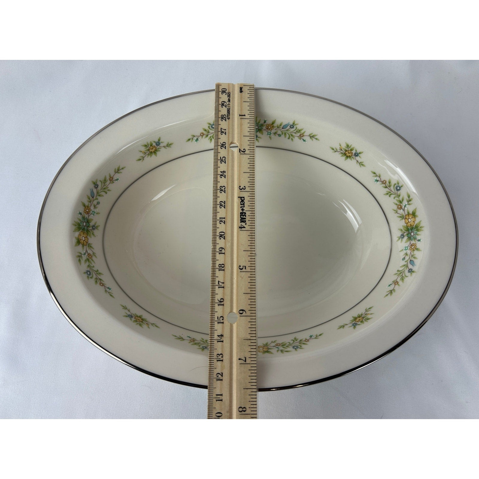 Noritake Christina 7056 Oval Vegetable Serving Bowl 12 Inch Ivory China