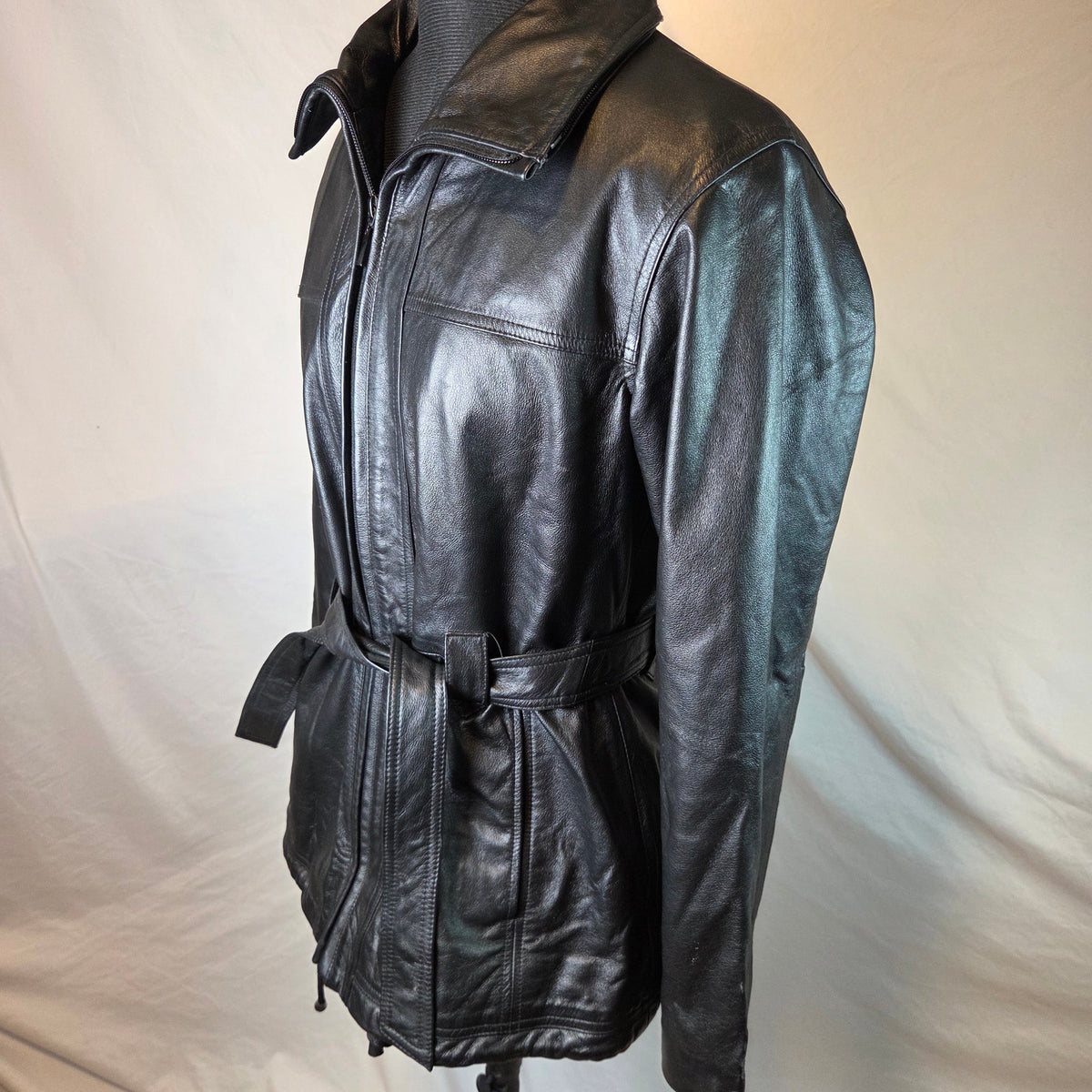 Wilsons Leather Women's M Belted Leather Jacket 3M Thinsulate Black Zip