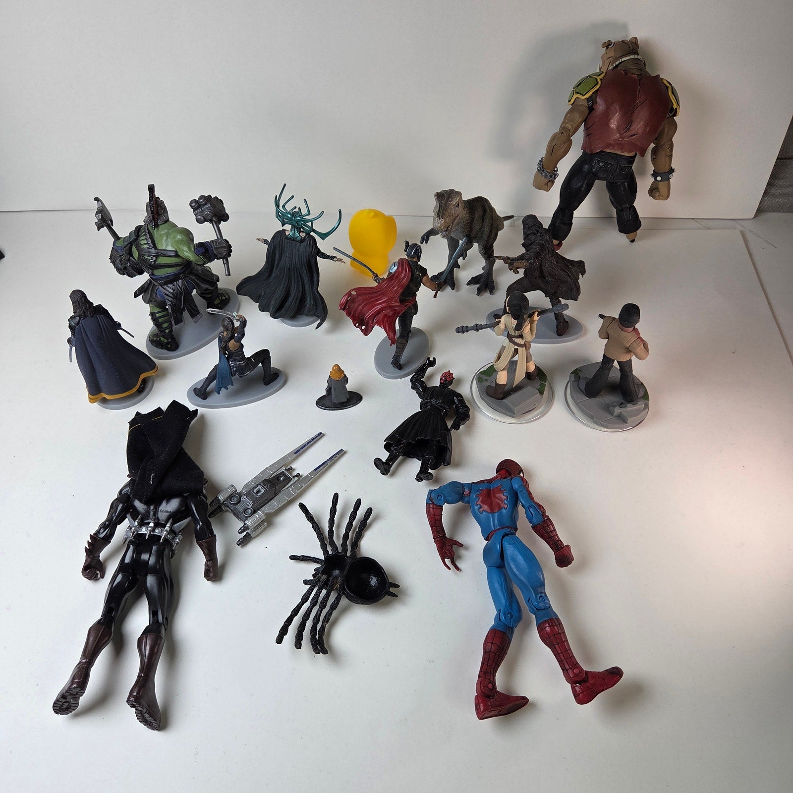 Mixed Action Figure Lot Marvel DC Star Wars TMNT Harry Potter Loose Toys