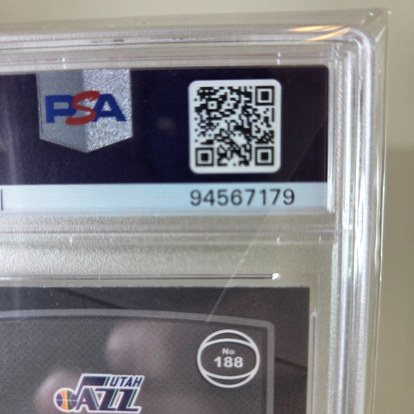 2017 Panini Donruss Optic Donovan Mitchell Blue Velocity RC PSA 10