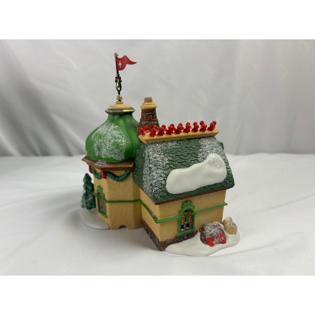 Dept 56 Cold Care Clinic 56703 North Pole Elf Land Lighted Retired 1999 Box