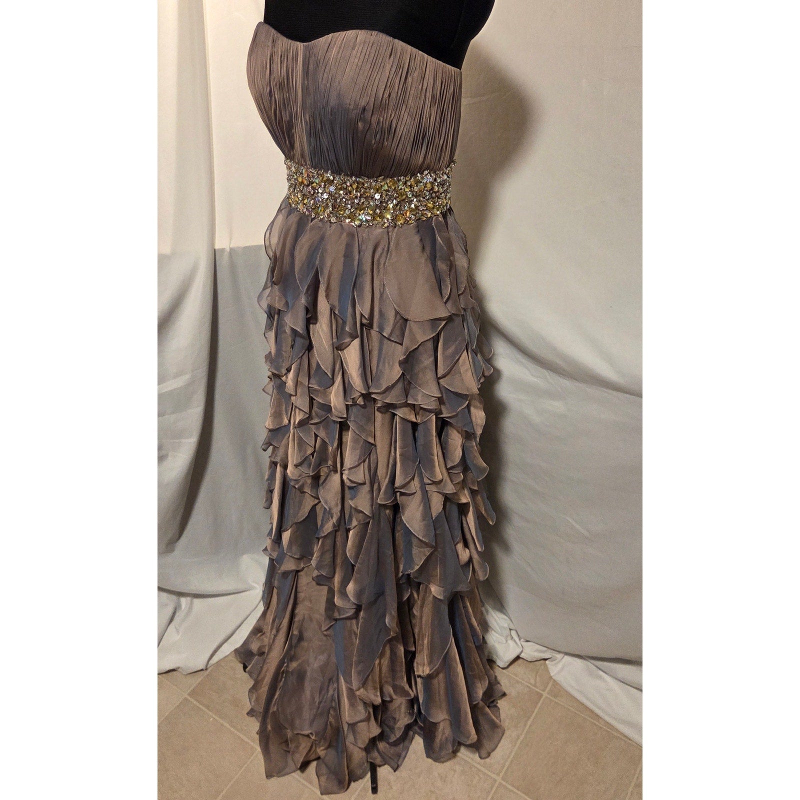 Jovani Strapless Beaded Waist Ruffle Prom Evening Gown Dress Size 12