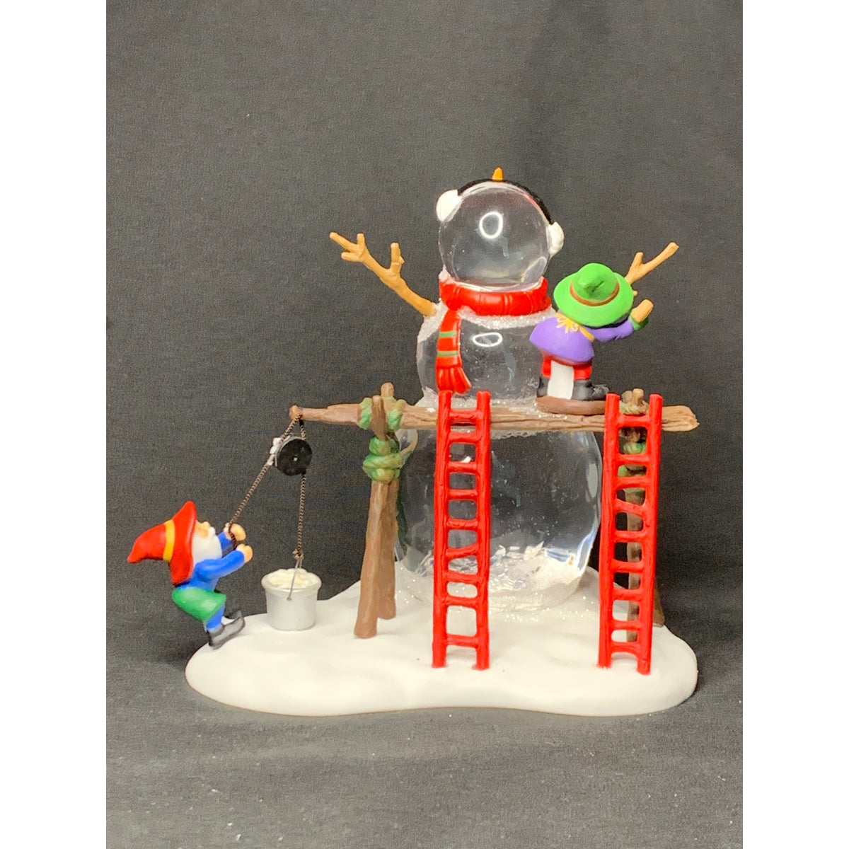 Dept 56 Kringle Street Snowman 56833 North Pole 2002 Limited Edition Box