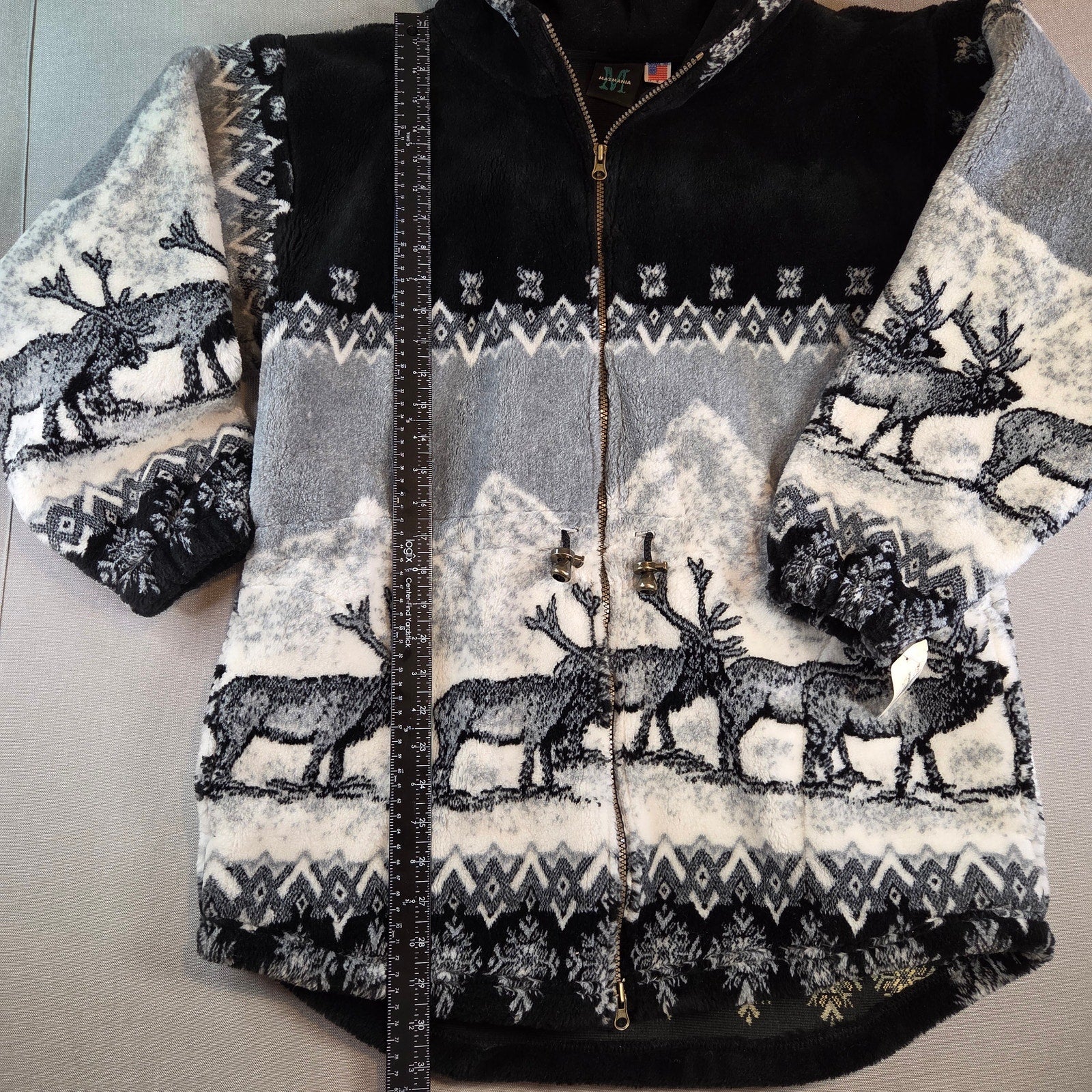 Mazmania Elk Herd Hoodie Women’s M NWT USA Made Wildlife Fleece Full Zip Jacket