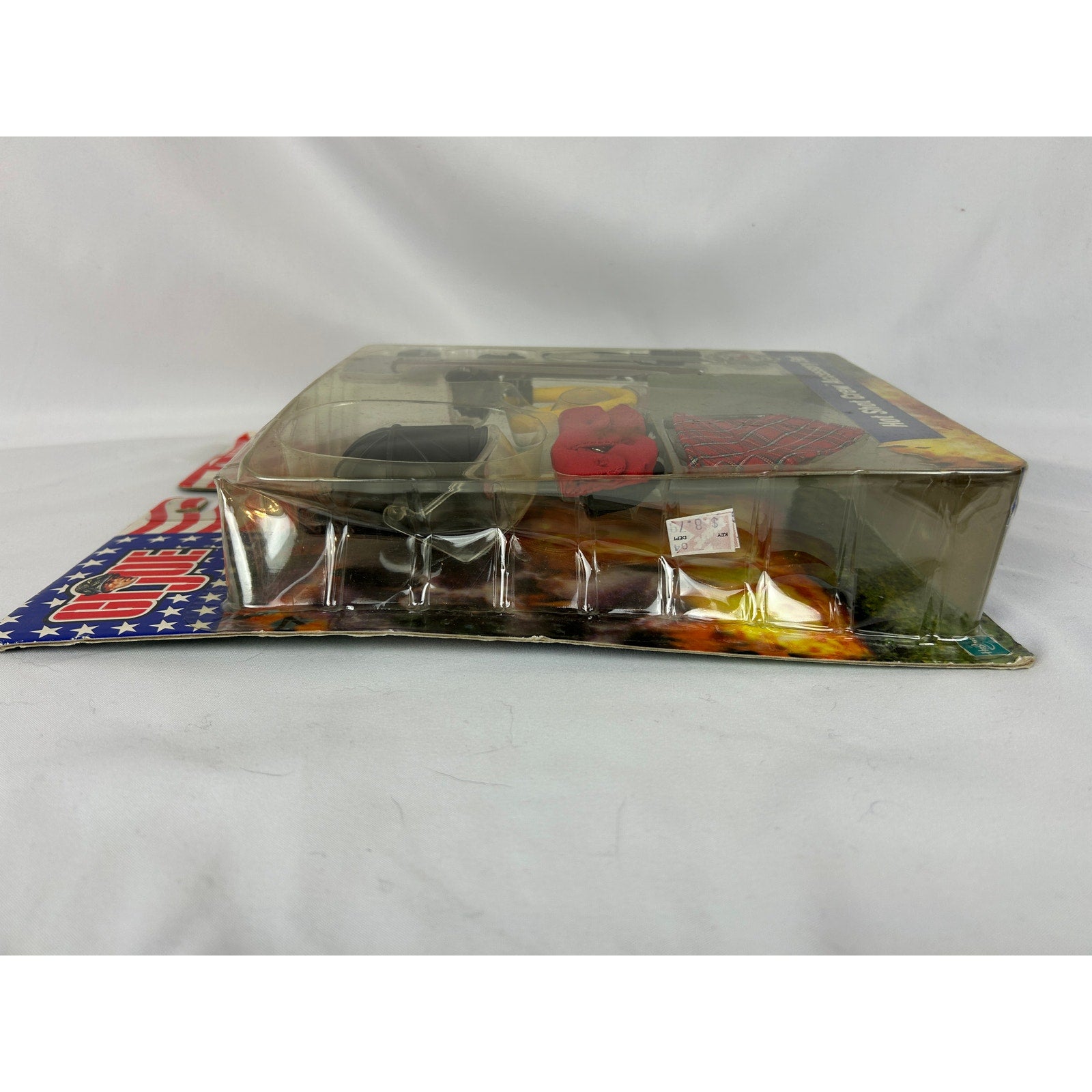 GI Joe Search and Rescue Team Hot Shot Crew Accessory Set Sealed MOC 2002