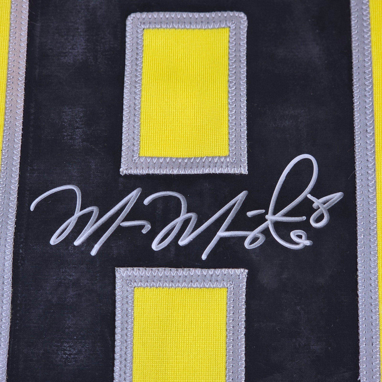 Marcus Mariota Signed Oregon Ducks Nike Limited Jersey Heisman 14 Beckett NWT M