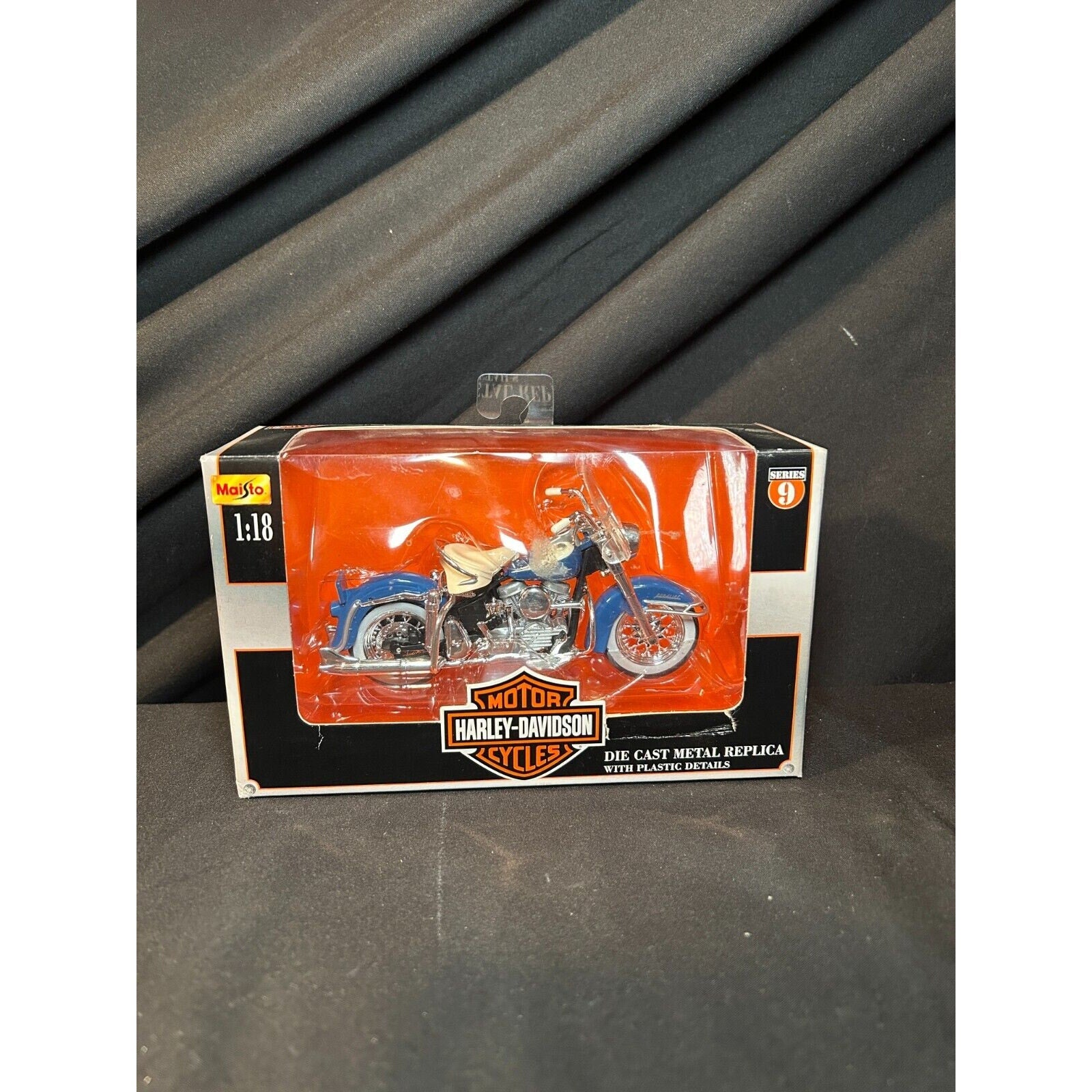 Maisto Harley-Davidson Die Cast Motorcycle Lot of 4 1:18 Scale