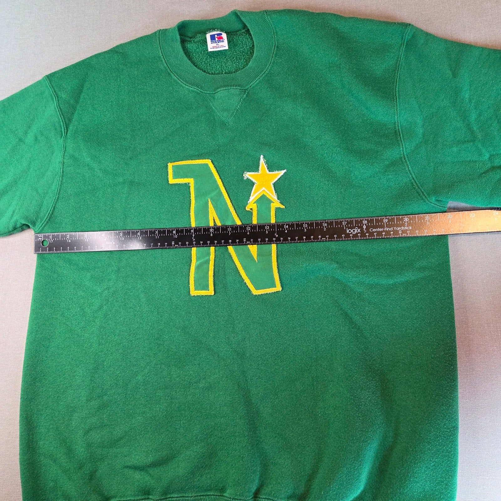 Vintage 80s Russell Athletic MN North Stars Sweatshirt XL Made USA Hockey