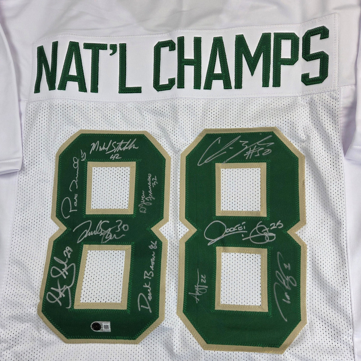 Notre Dame 1988 National Champions Team Signed Jersey 10 Autos BAS Witness