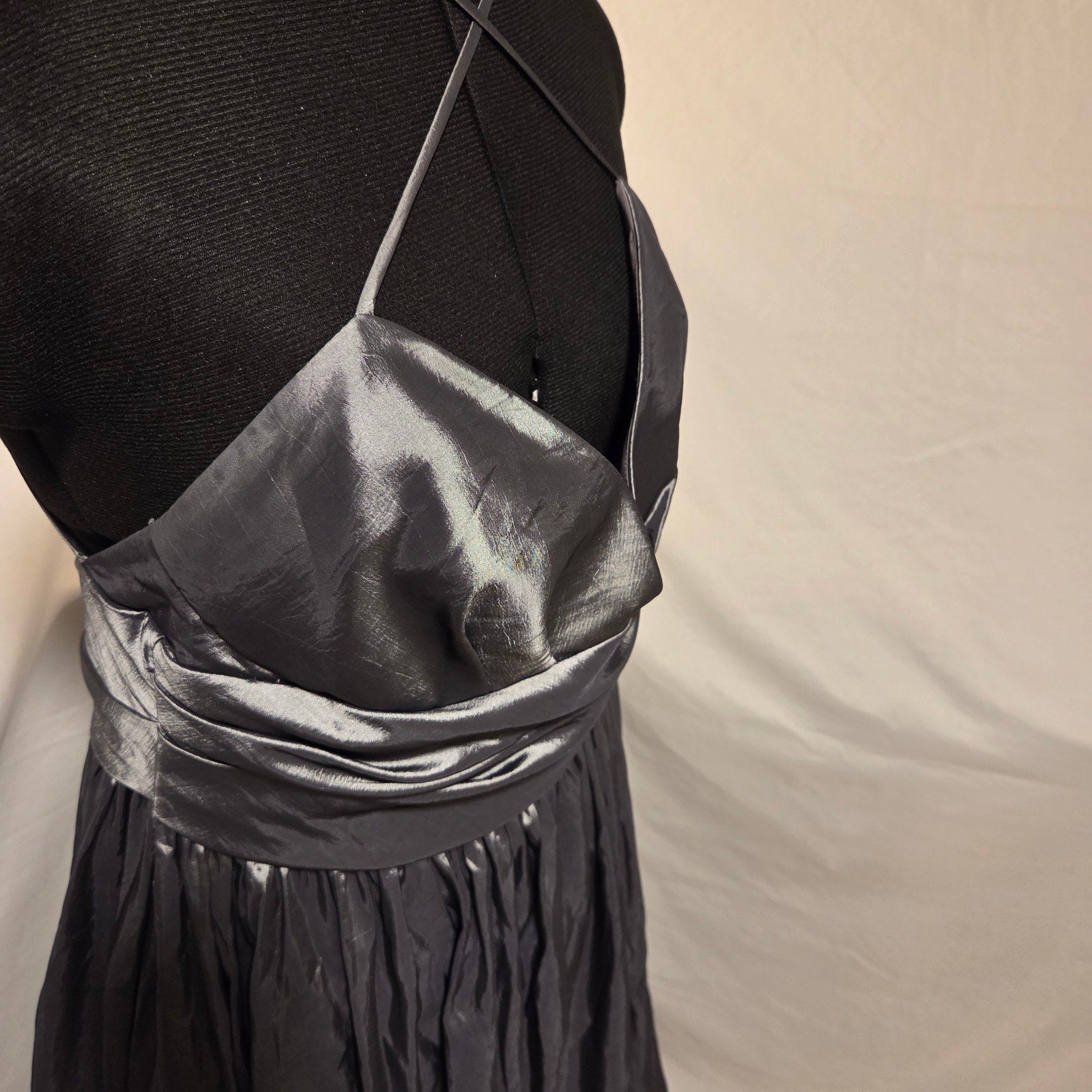 WTOO Watters Halter Ball Gown Dress Size 12 Formal Prom Taffeta Skirt