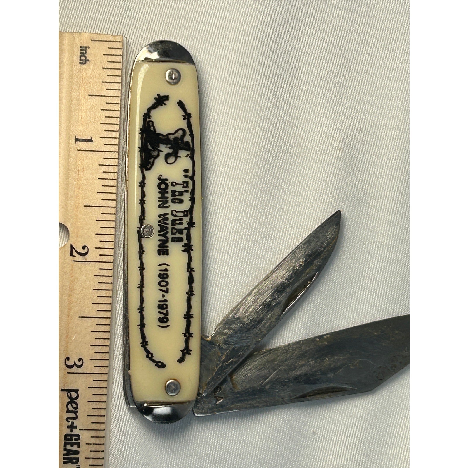 Vintage John Wayne Pho Duzo Commemorative 2 Blade Pocket Knife Unused