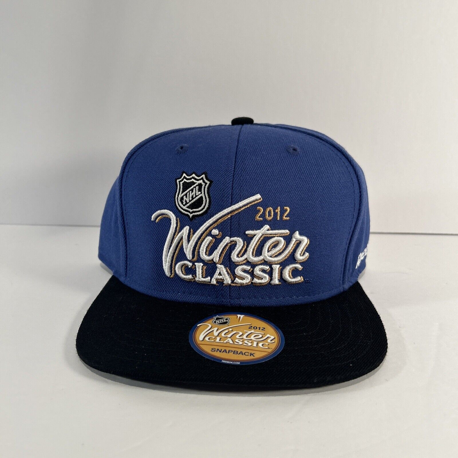 Reebok NHL 2012 Winter Classic Snapback Hat Blue Black Cap NWT OSFA