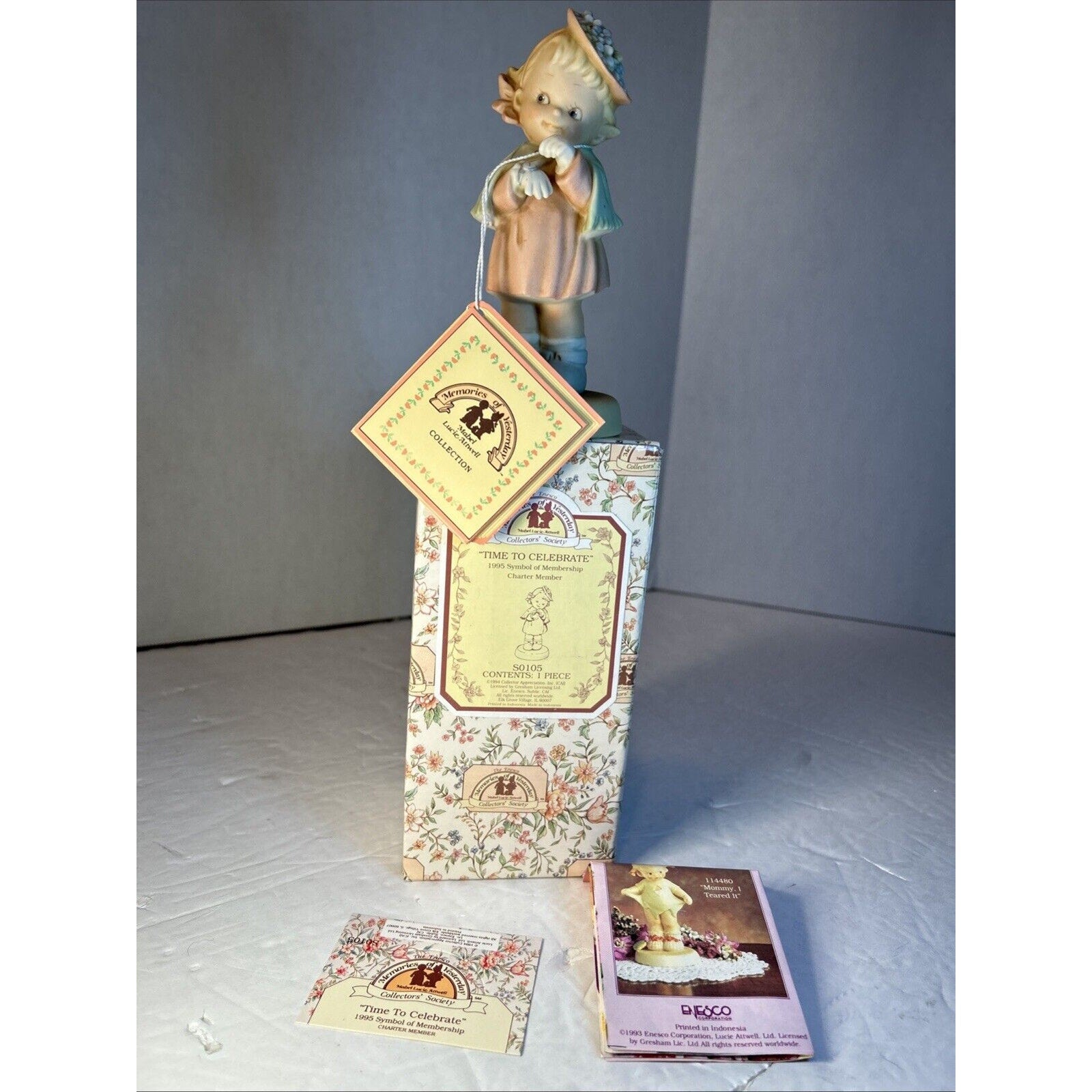 Enesco Memories of Yesterday Collectors Society 1995 "A Time to Celebrate" S0105