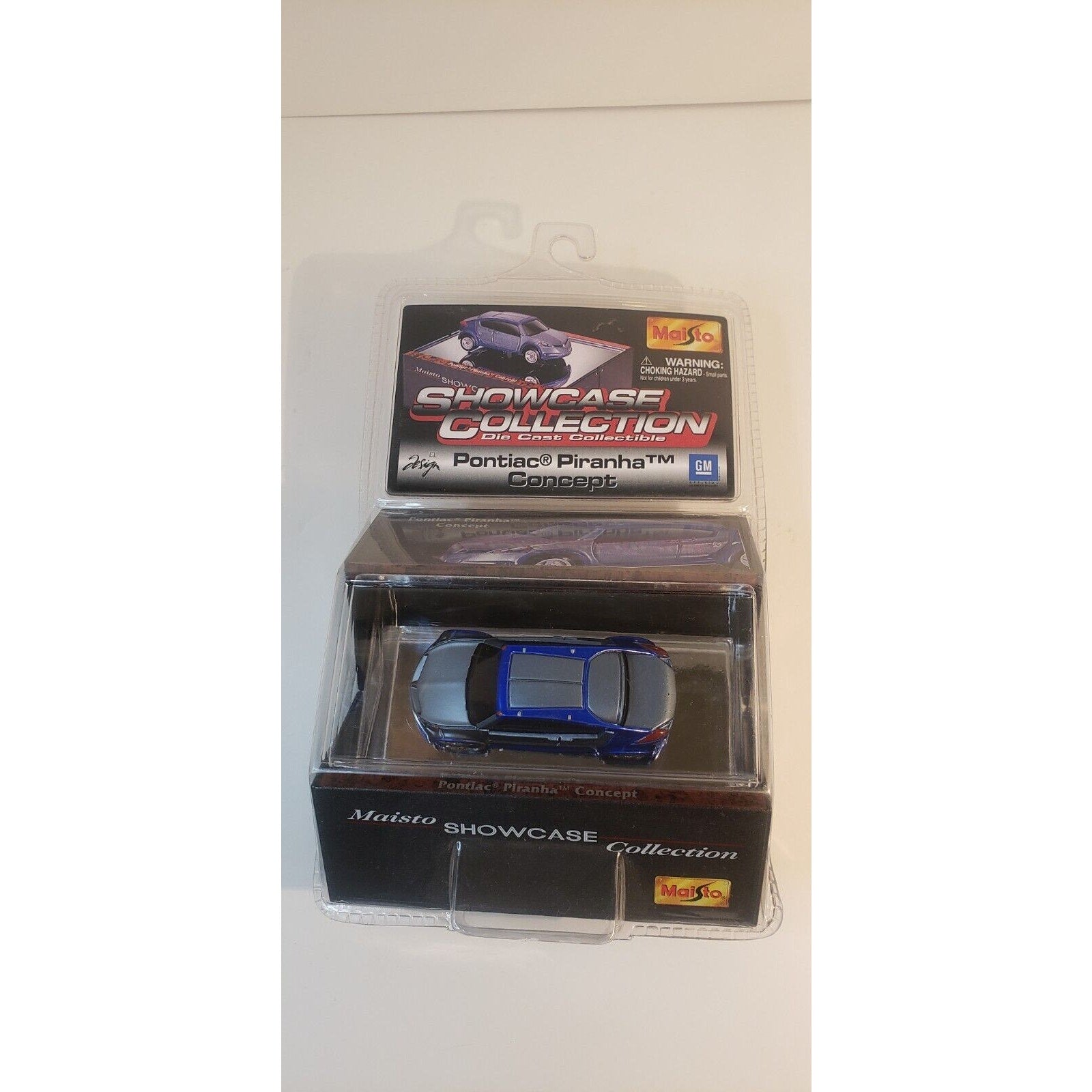 Maisto Showcase Collection Pontiac Piranha Concept 1:64 NIB