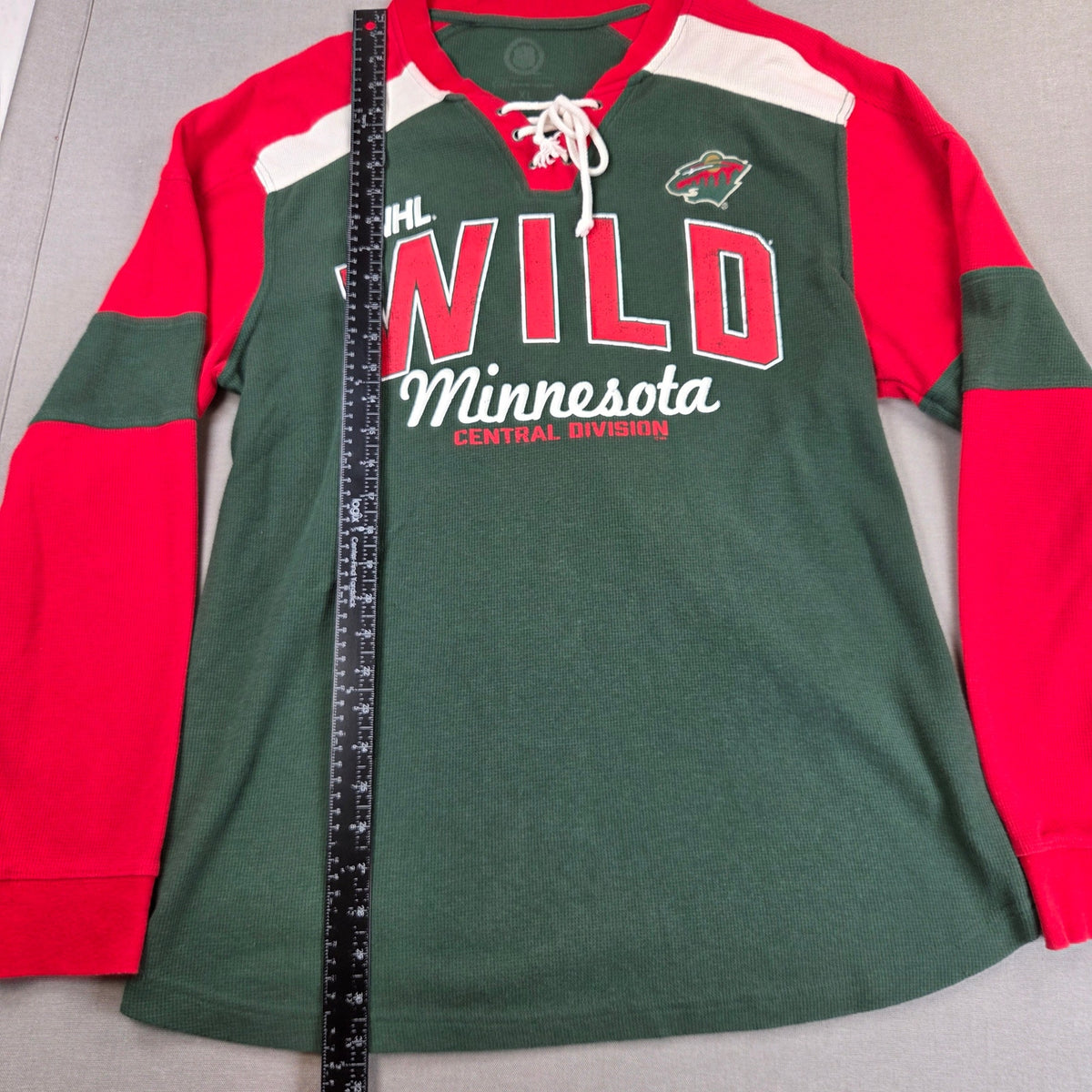 G-III Minnesota Wild NHL Lace Up Thermal Waffle Shirt Mens XL Long Sleeve
