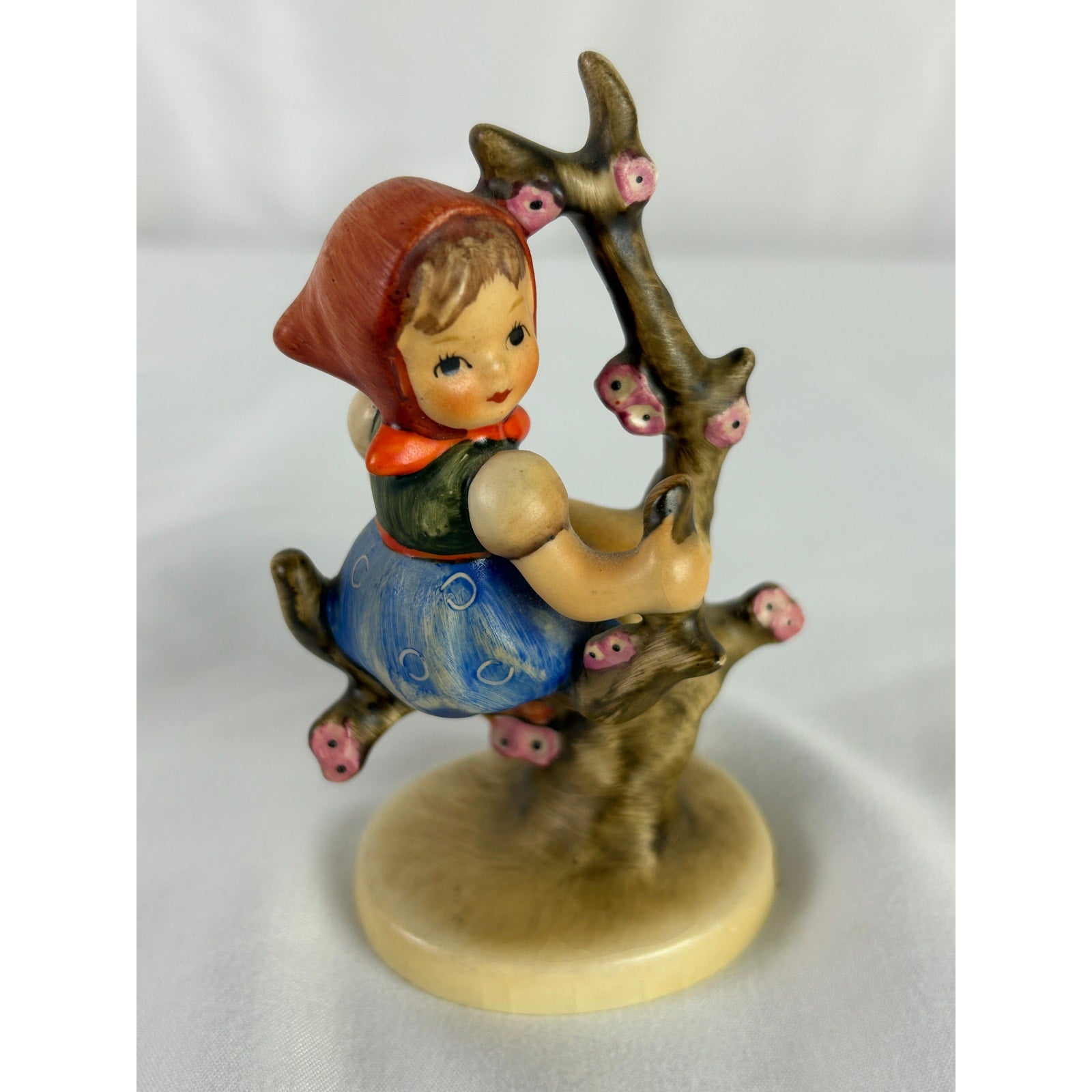 Goebel Hummel Apple Tree Girl Figurine West Germany 3 Inch