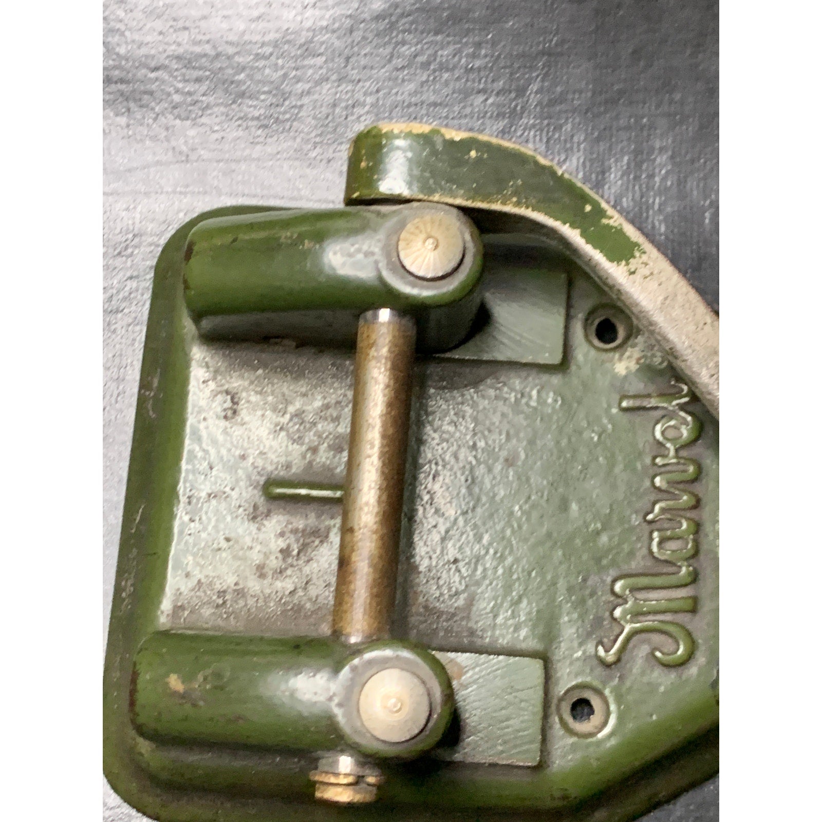 Vintage Wilson Jones Marvel No. 135 Two Hole Paper Punch Cast Metal USA