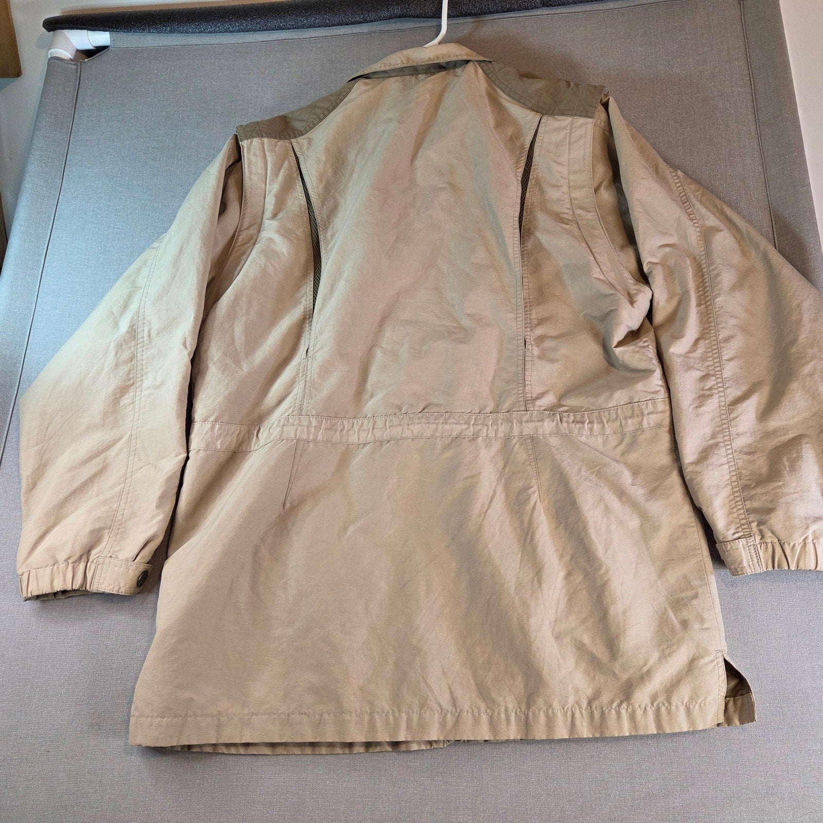 L.L. Bean Women’s Convertible Field Jacket Vest Beige Large Zip Off Sleeves