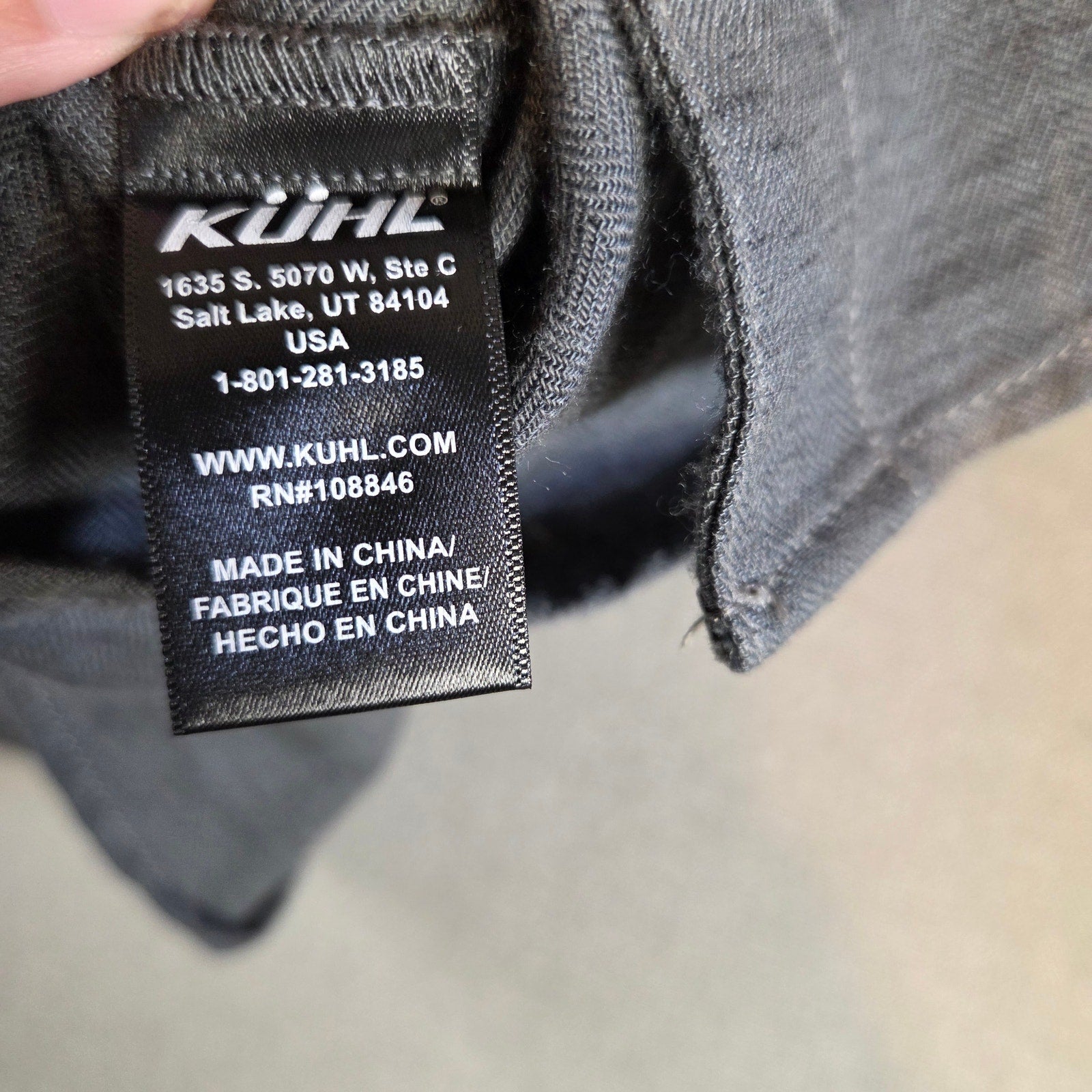 Kuhl Men’s XL Button Up Shirt Gray Long Sleeve Cotton Blend Outdoor