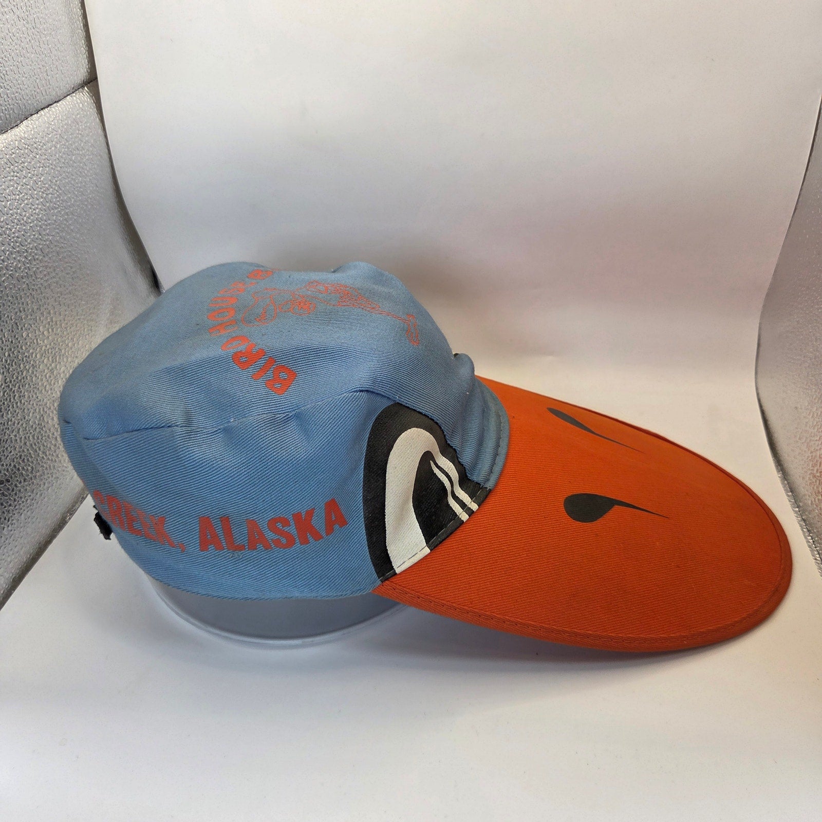 Crowd Specialties Bird House Bar Bird Creek Alaska Vintage Novelty Hat USA