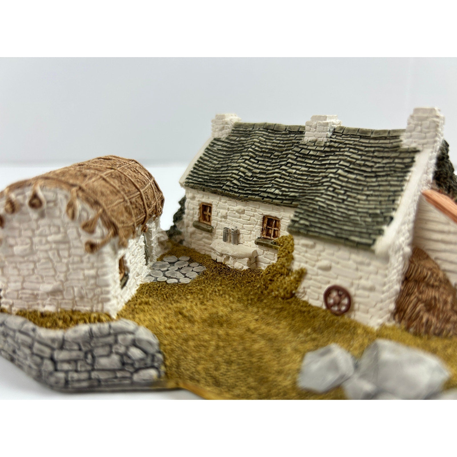 Lilliput Lane Hegarty’s Home 1989 Irish Collection Cottage w Box & Booklet
