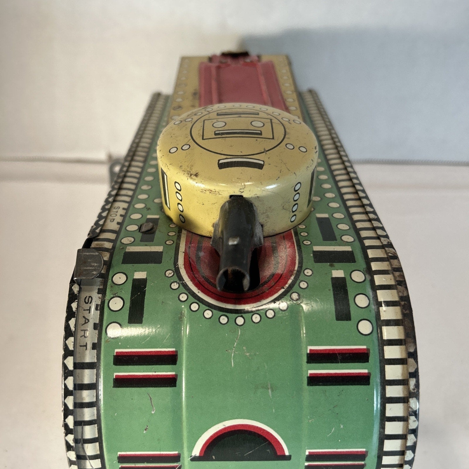 Vintage Marx Tin Litho Wind Up Doughboy Tank c.1930's Rare With Sparks