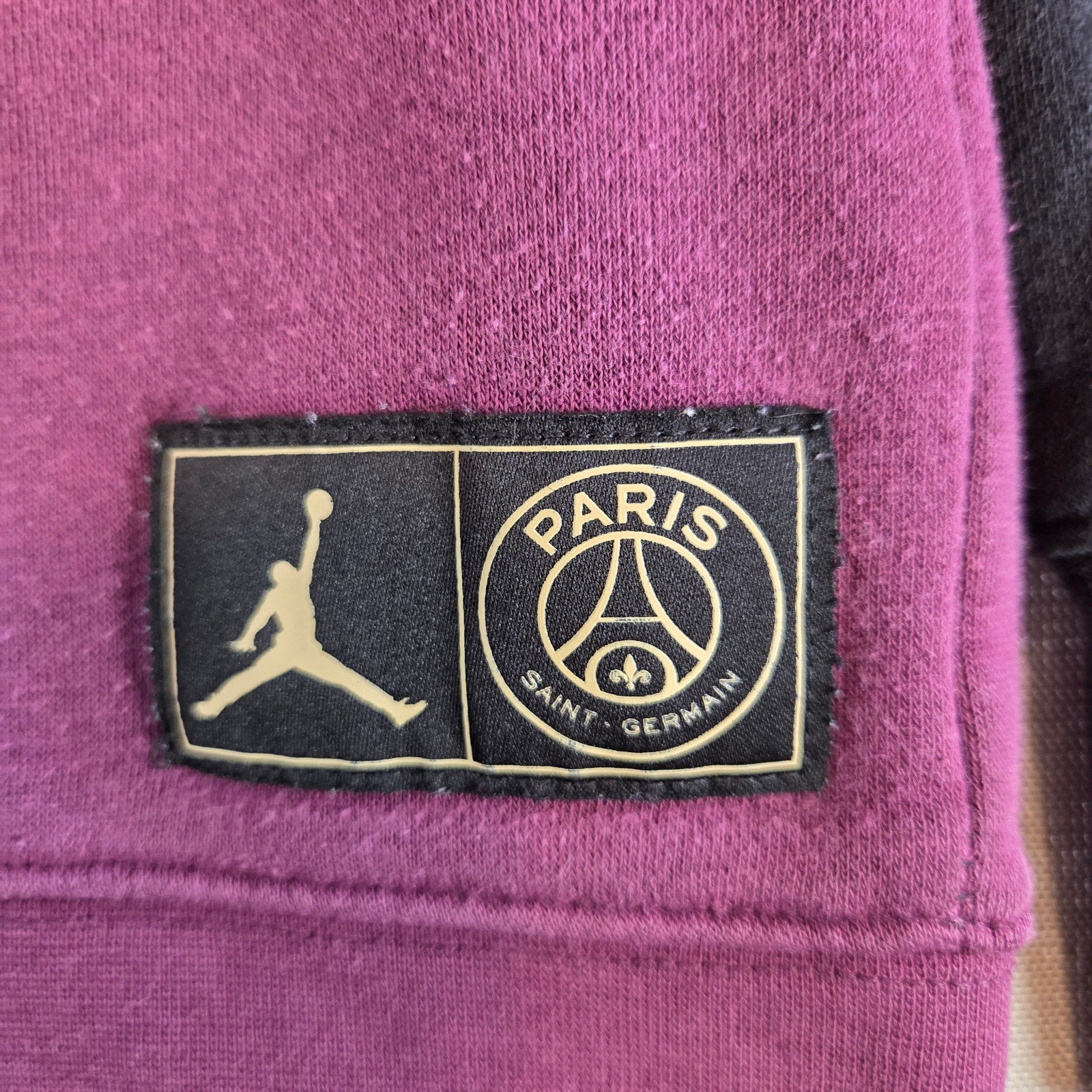 Jordan PSG Paris Saint-Germain Youth Hoodie 12-13Y Black Purple