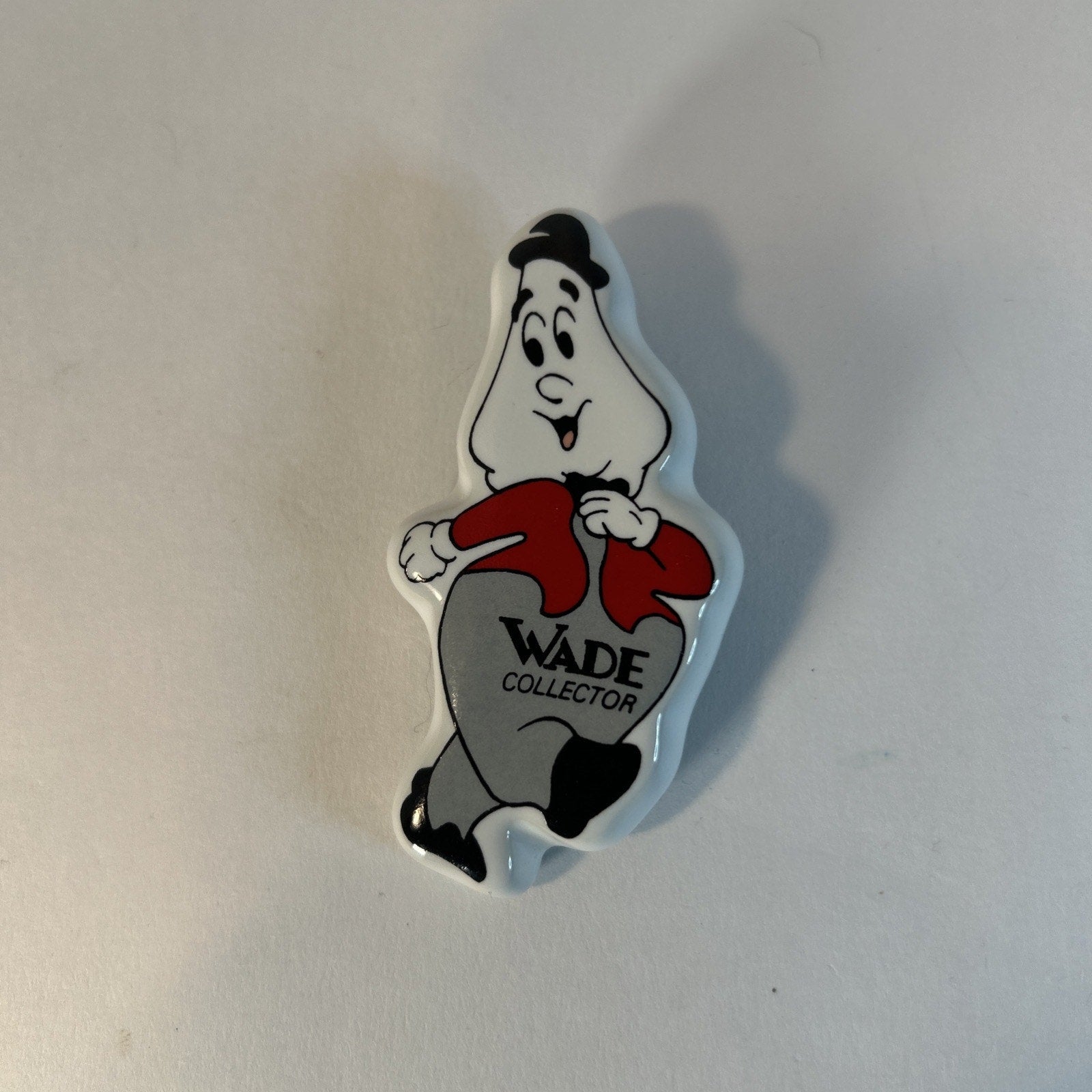 Wade Ceramics Enamel Collector Pin 1988 England Vintage Lapel Pin