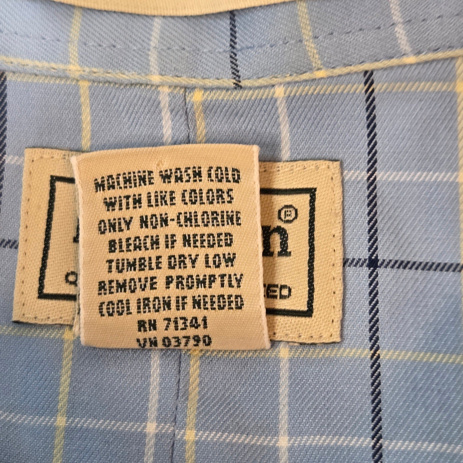 LL Bean Mens L Wrinkle Resistant Short Sleeve Shirt Blue Plaid Cotton Malaysia