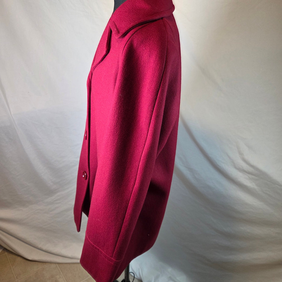 Forecaster of Boston Wool Blend Car Coat Womens 14 Burgundy 3 Button Jacket