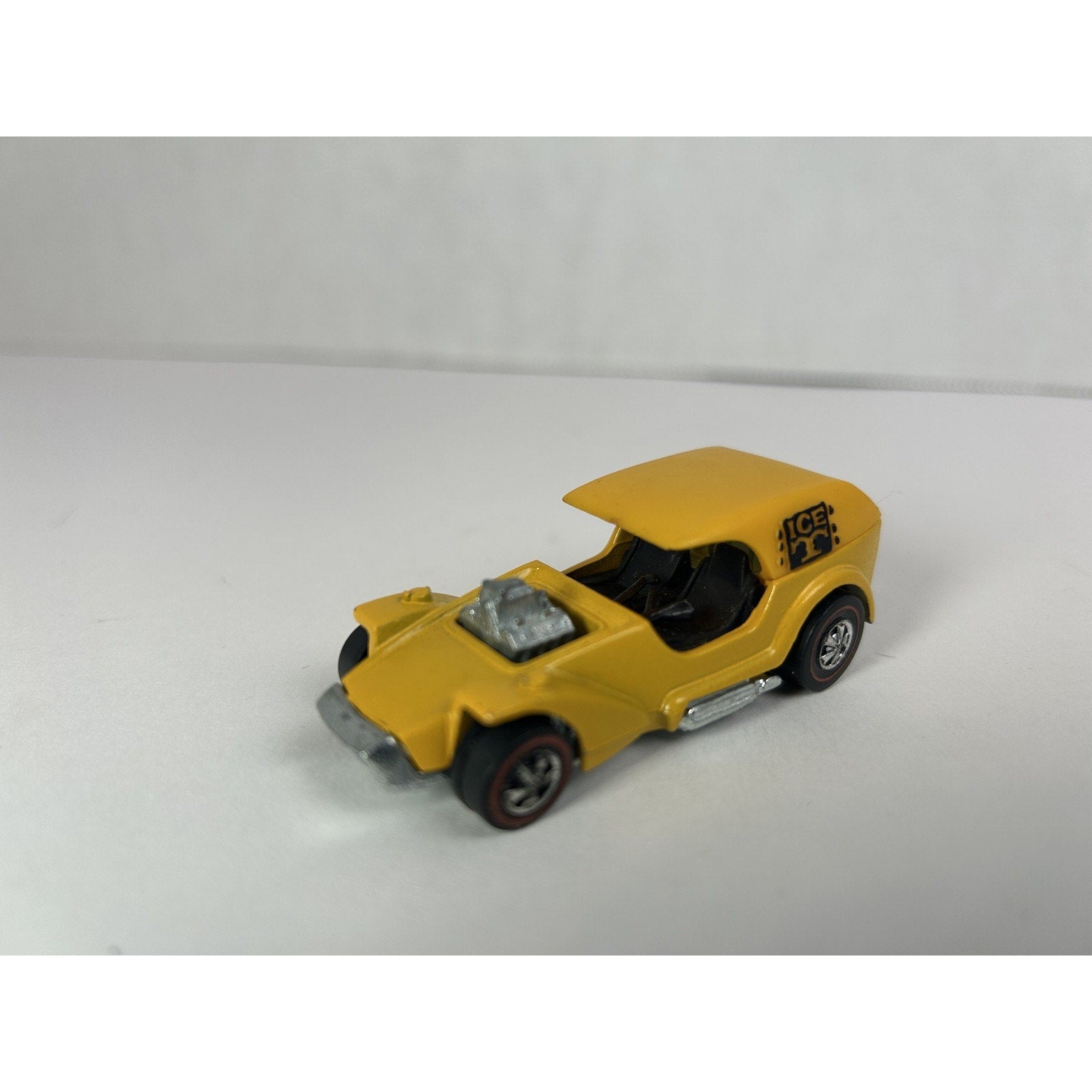 Vintage Hot Yellow 1969 Wheels Redline Ice T Diecast Car Hong Kong W/Button
