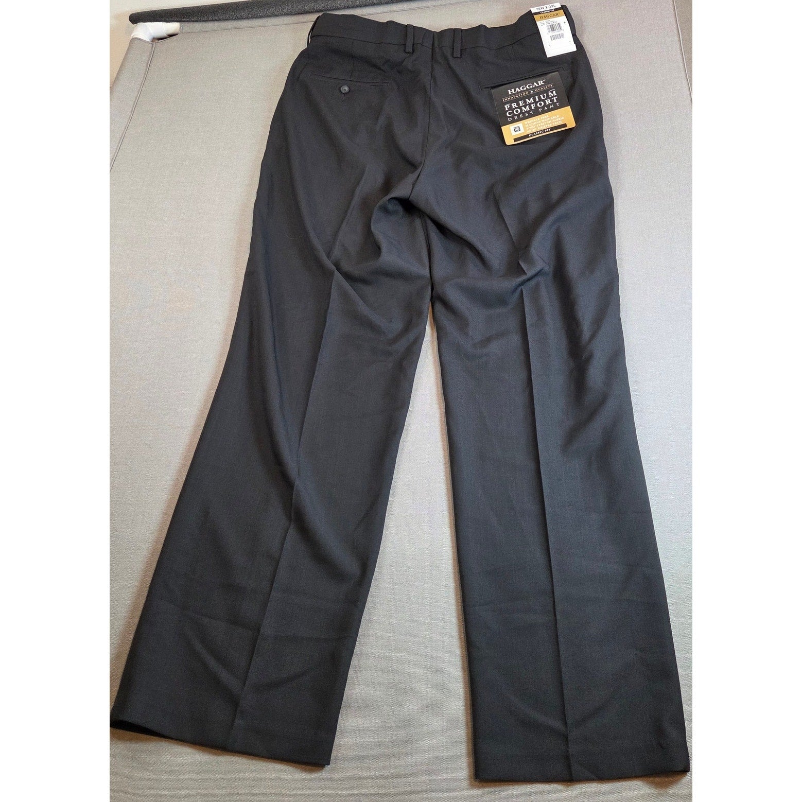 Haggar Premium Comfort Dress Pants 36x32 Gray NWT Hidden Stretch Waist