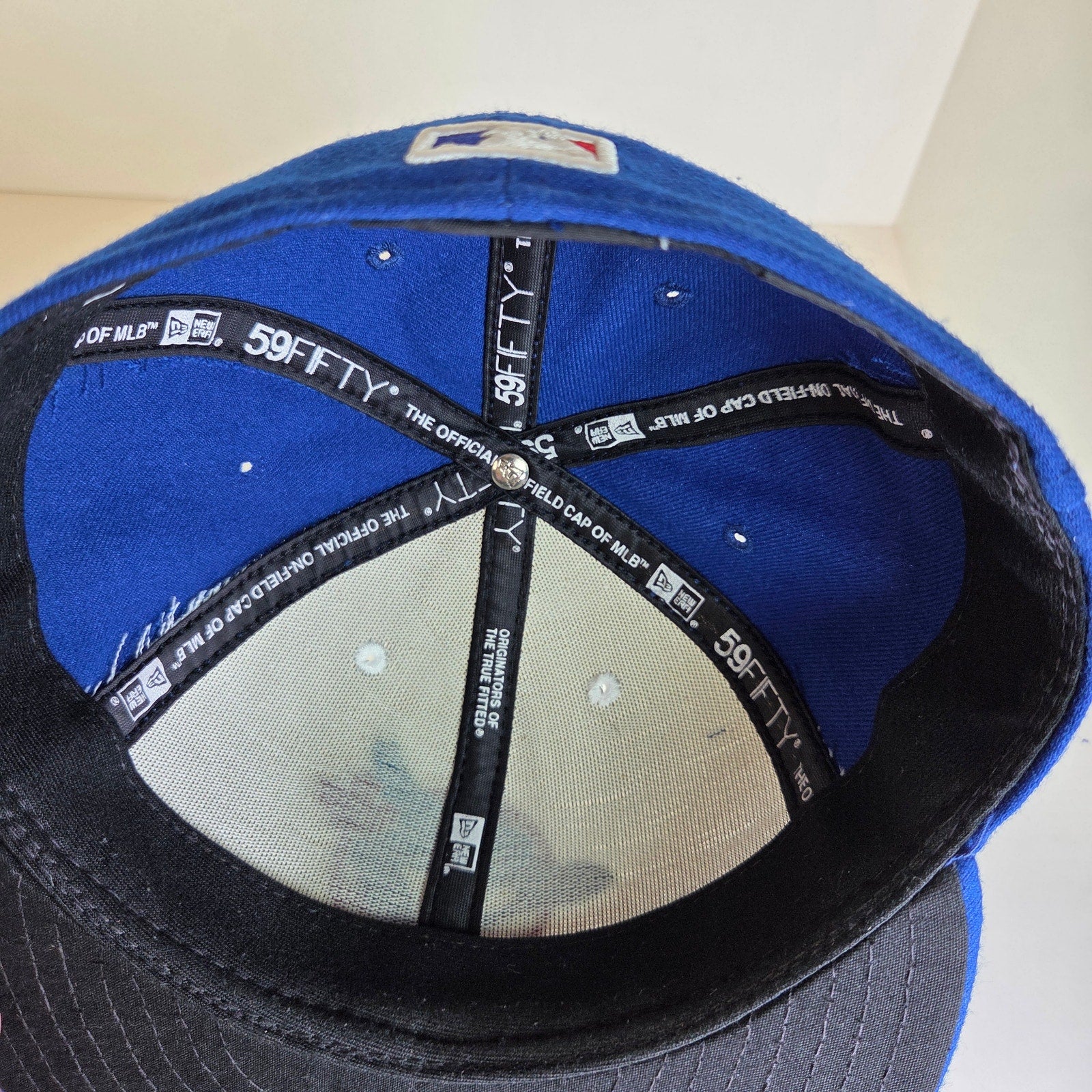 Toronto Blue Jays 59FIFTY New Era Fitted Hat Size 7 MLB Cap Blue White